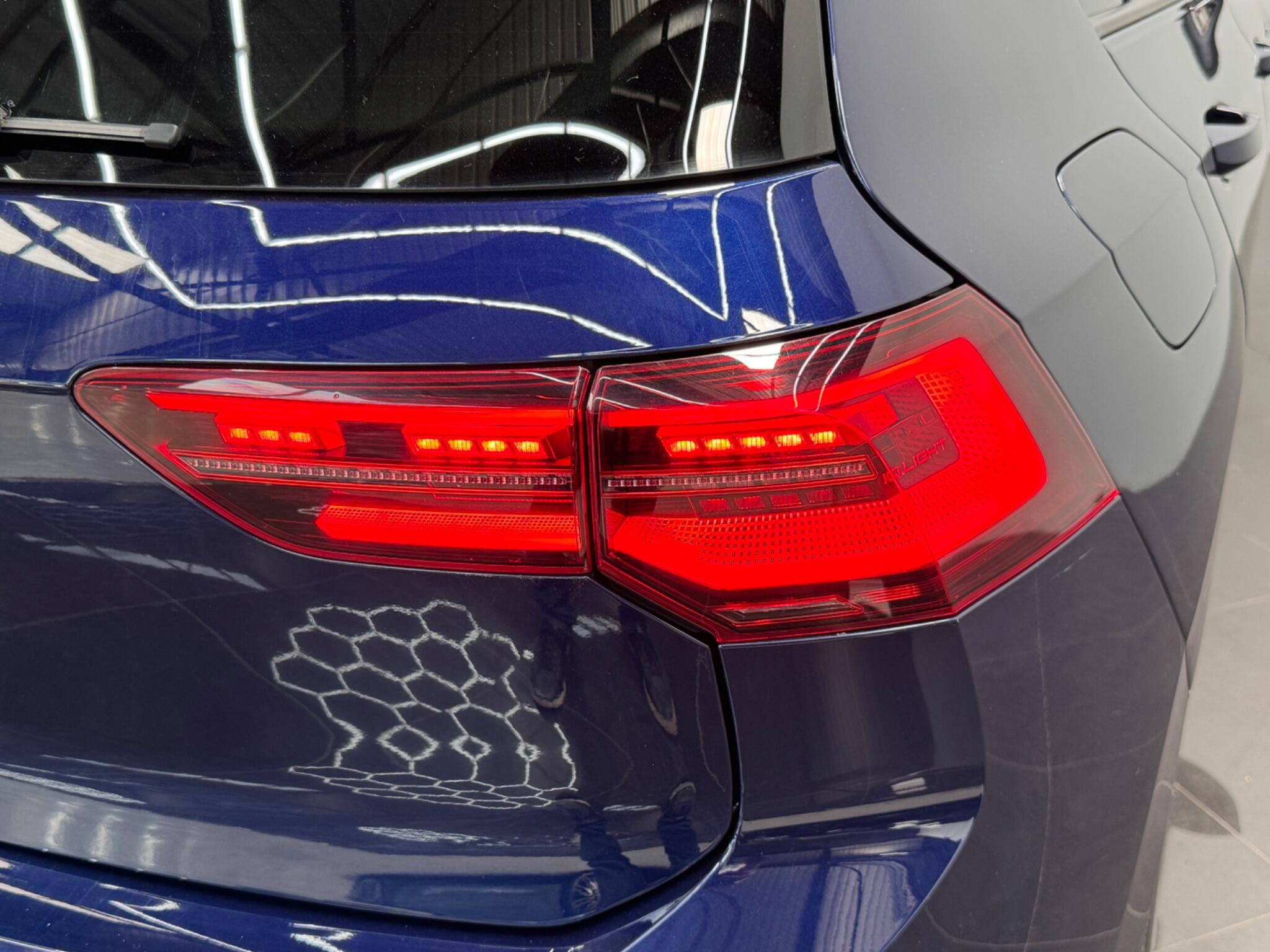 Volkswagen Golf view 19