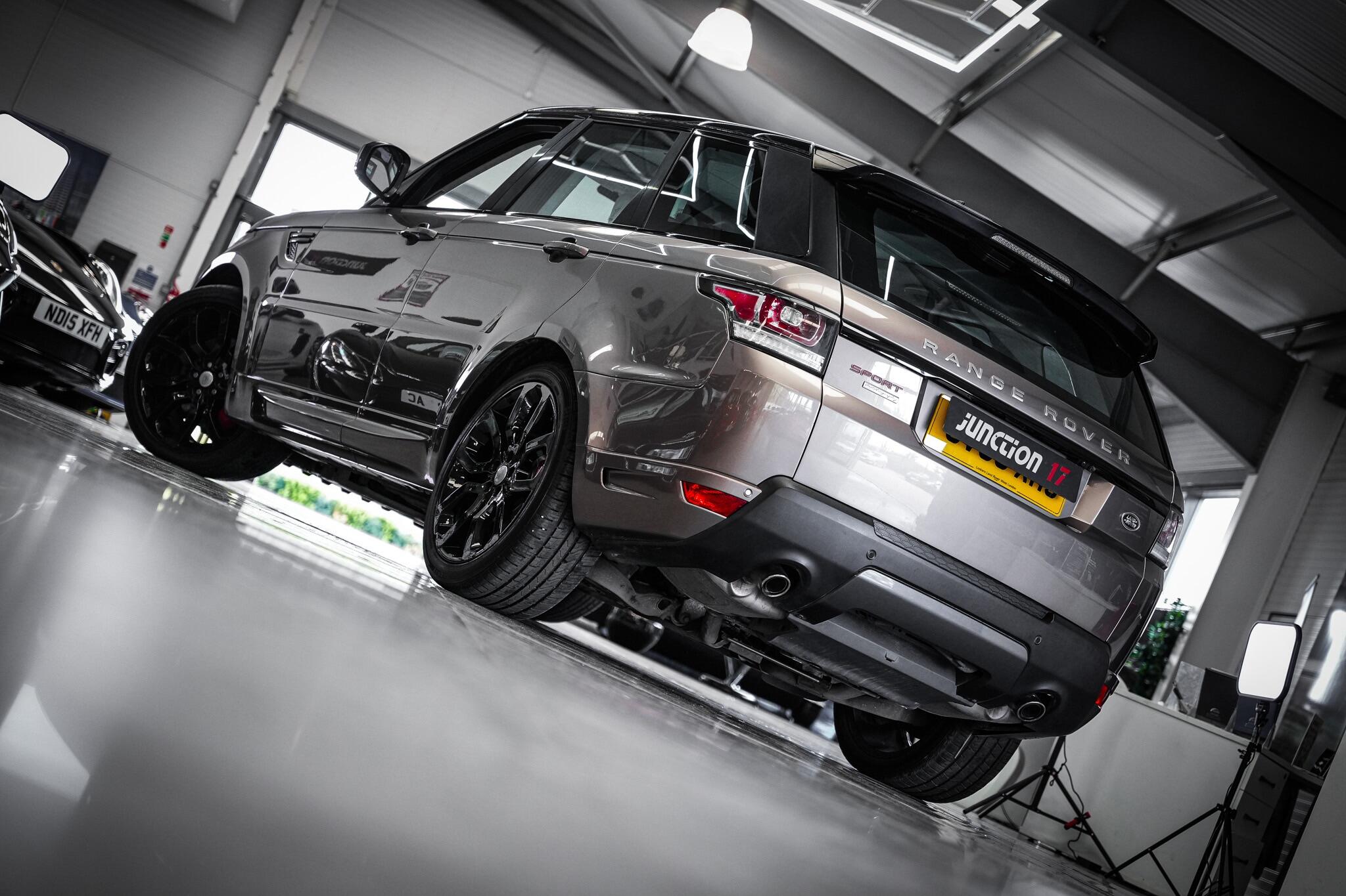 Land Rover Range Rover Sport view 6