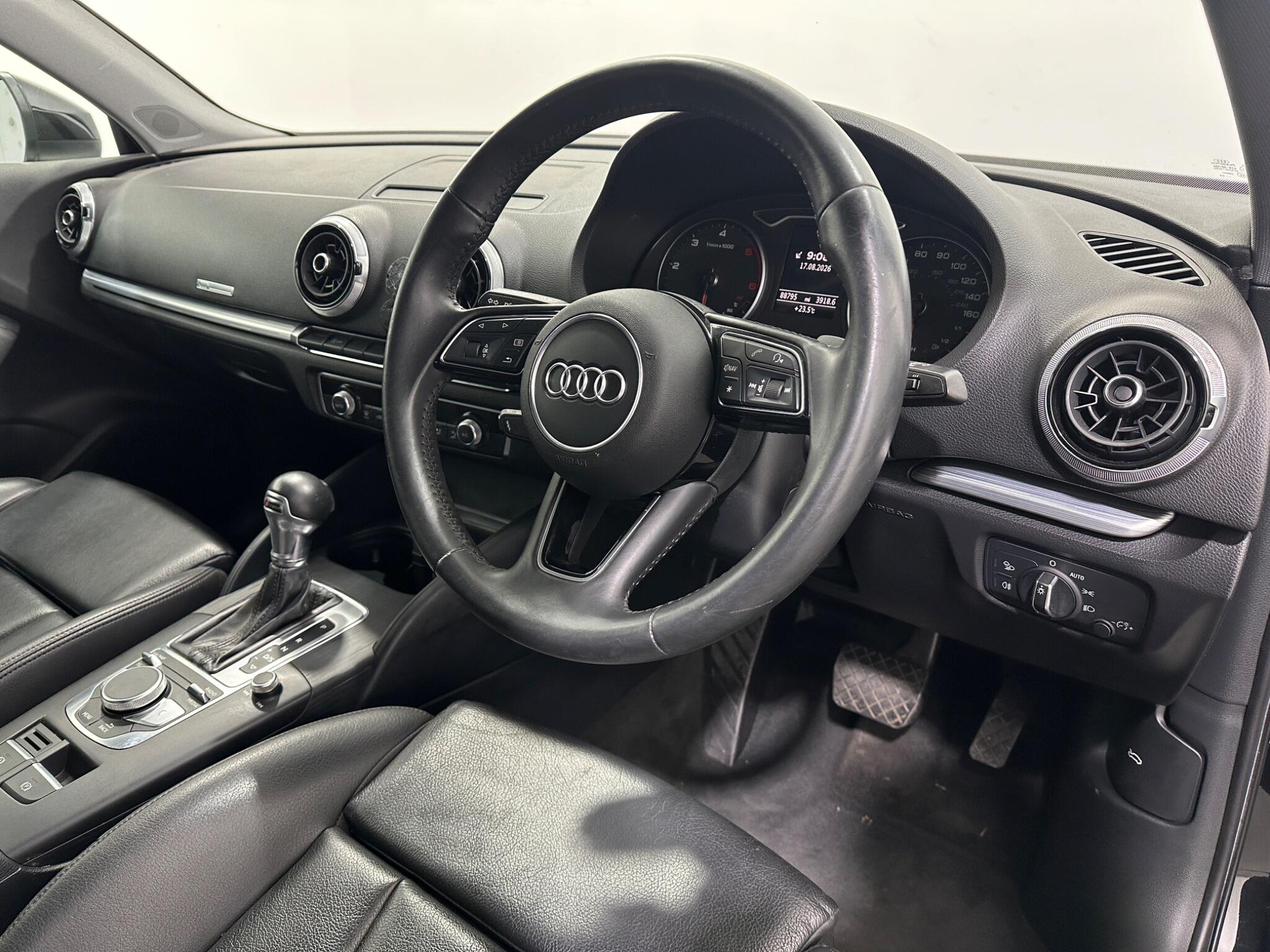 Audi A3 view 11