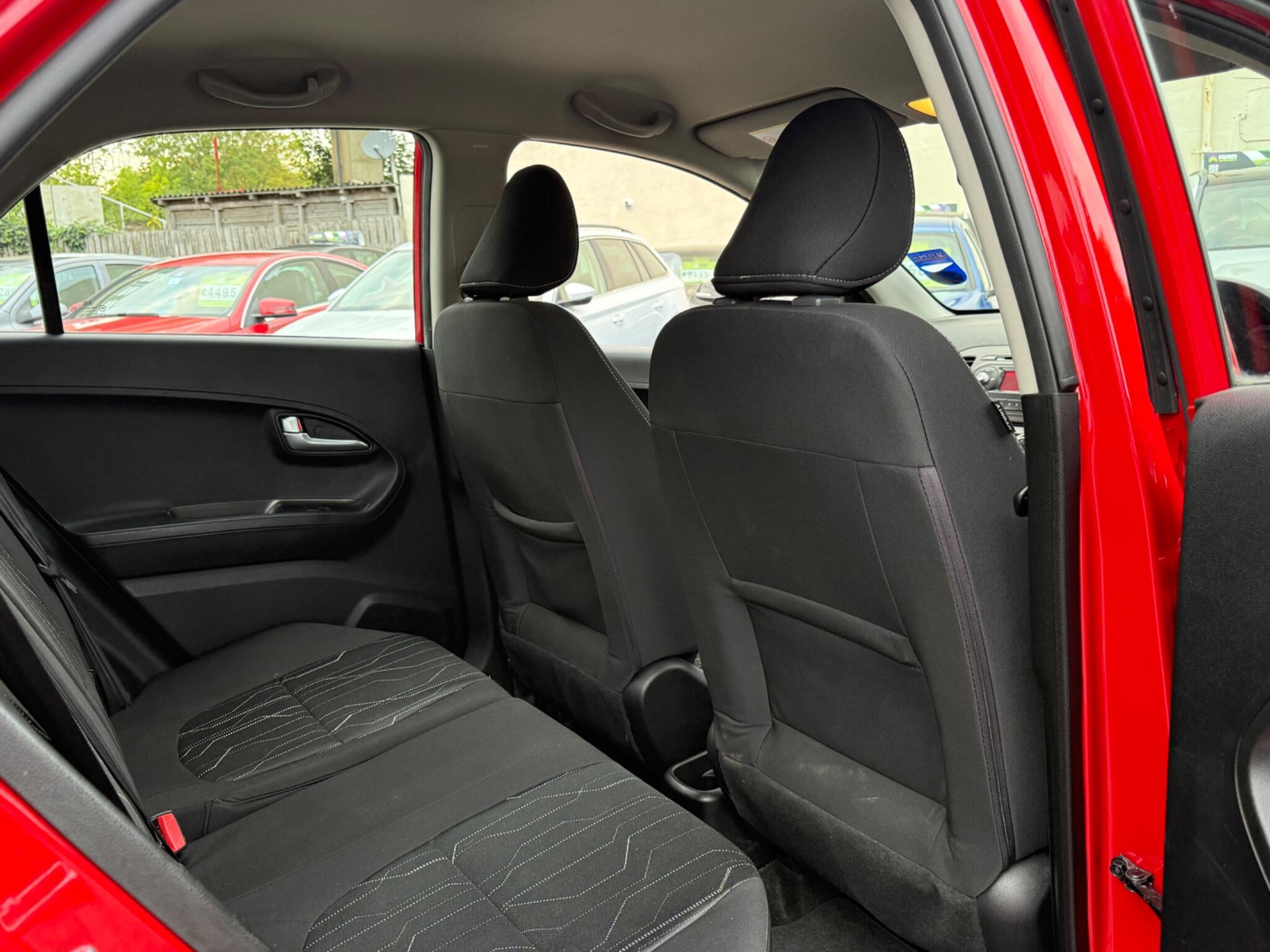 Kia Picanto - Image 32