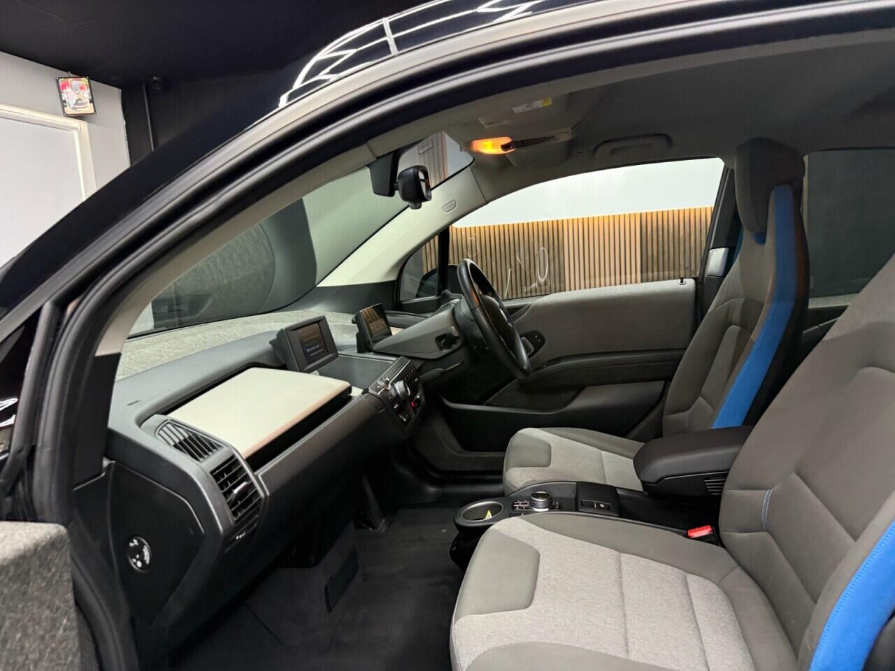 BMW I3 view 30