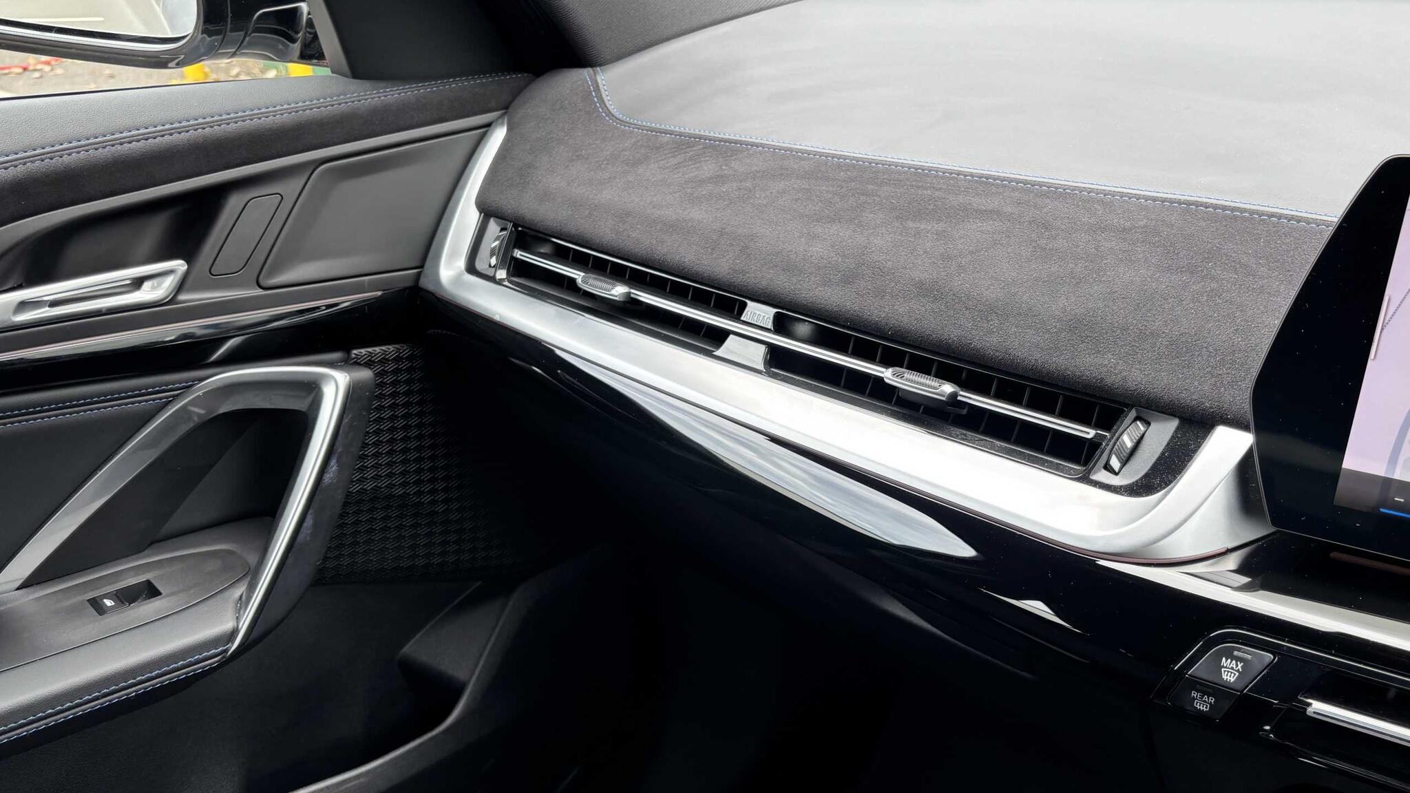 BMW X2 view 22
