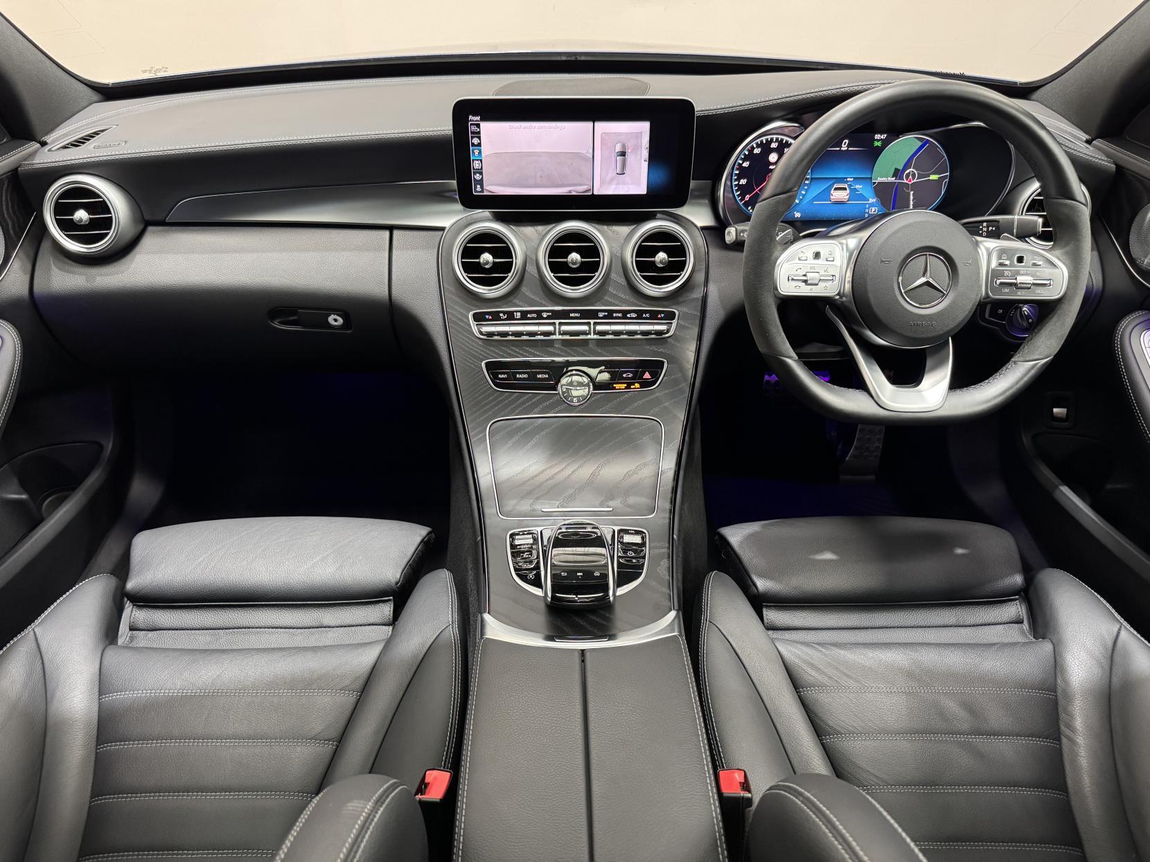 Mercedes-Benz C Class view 25