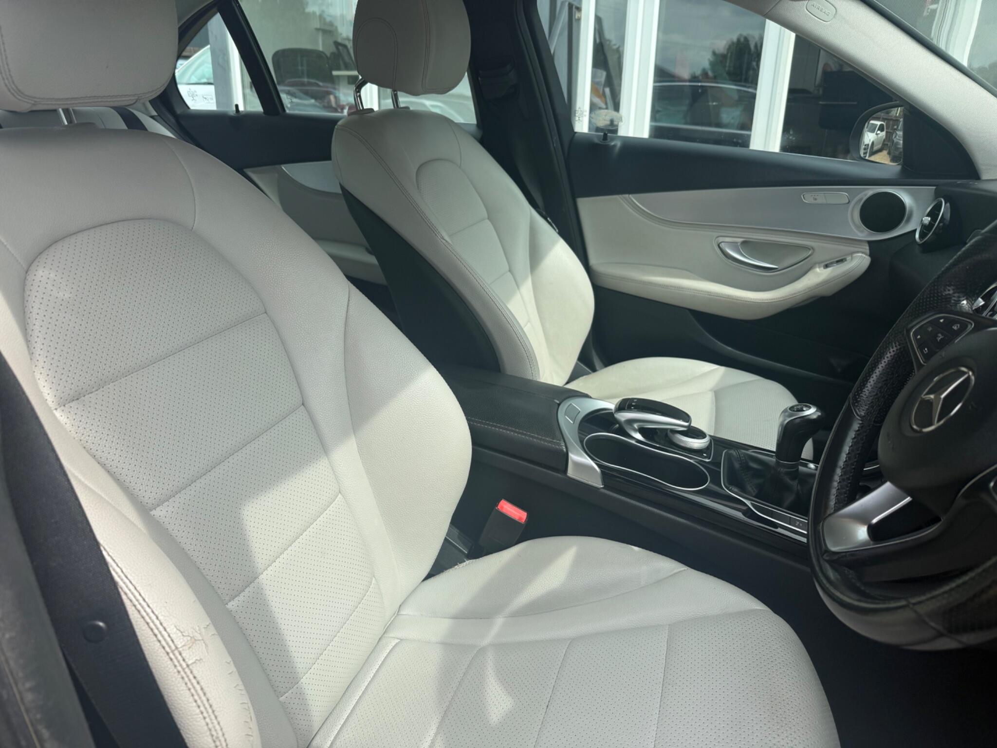 Mercedes-Benz C Class view 10