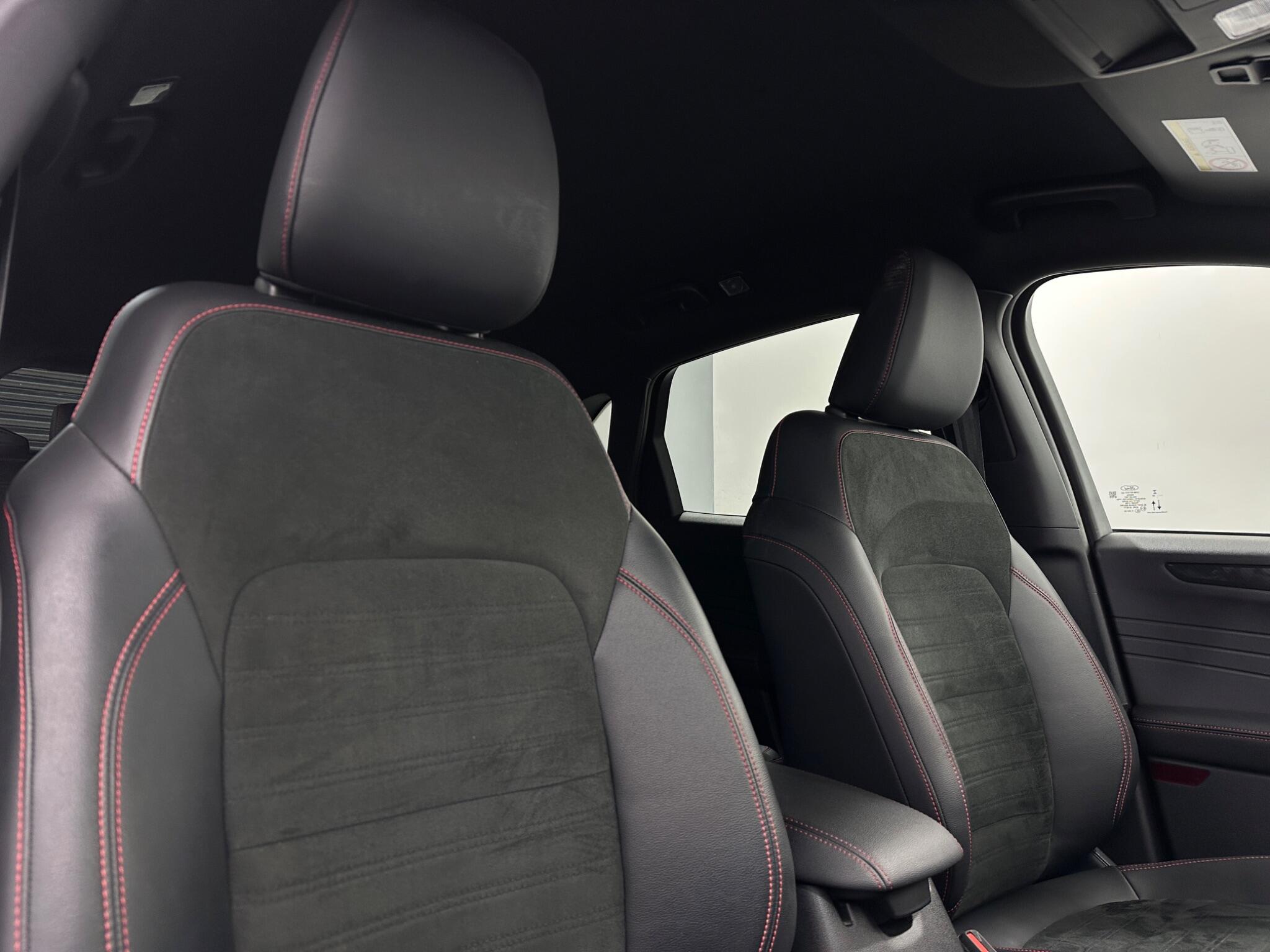Ford Kuga view 32