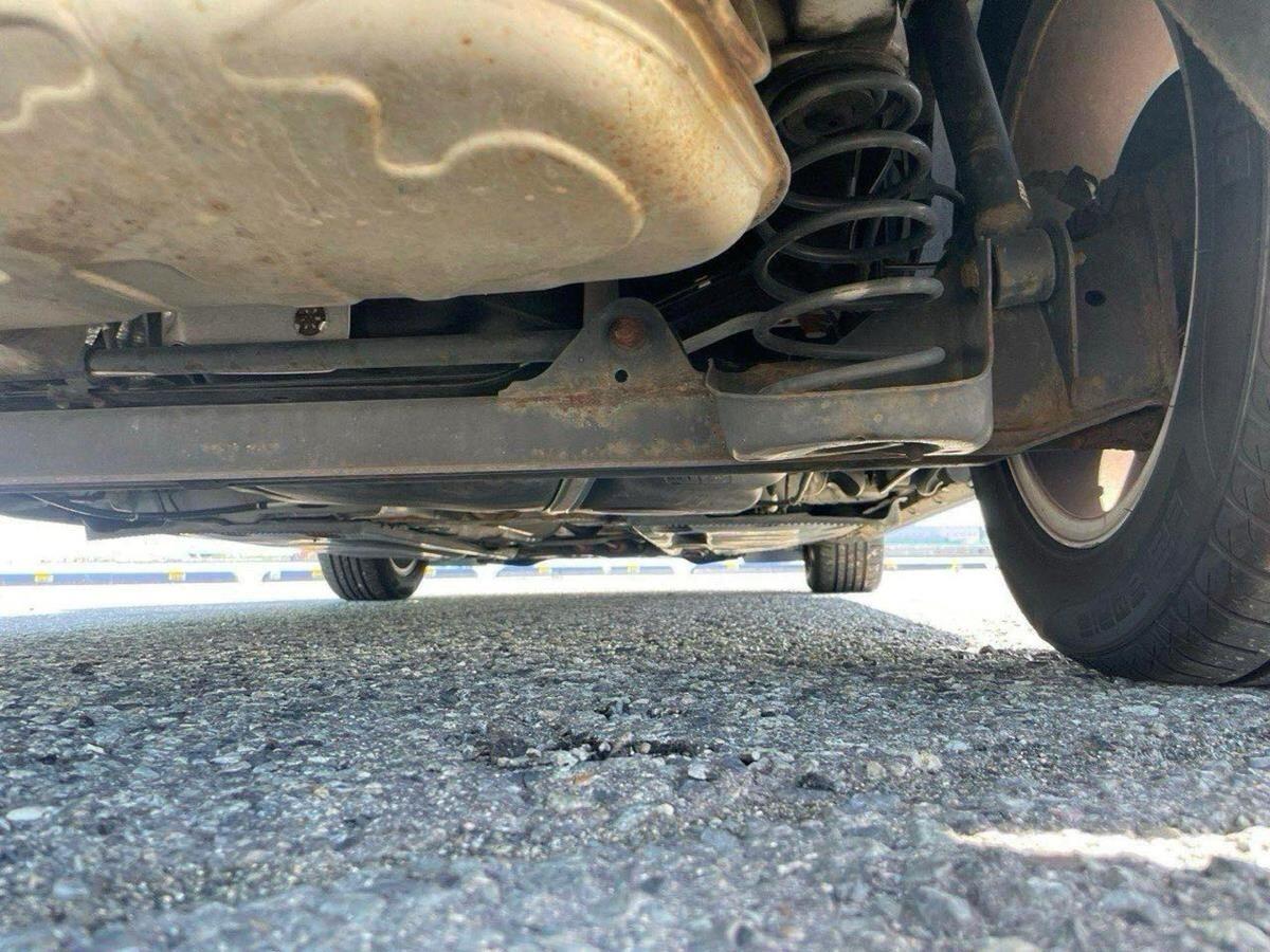 Volkswagen Beetle view 27