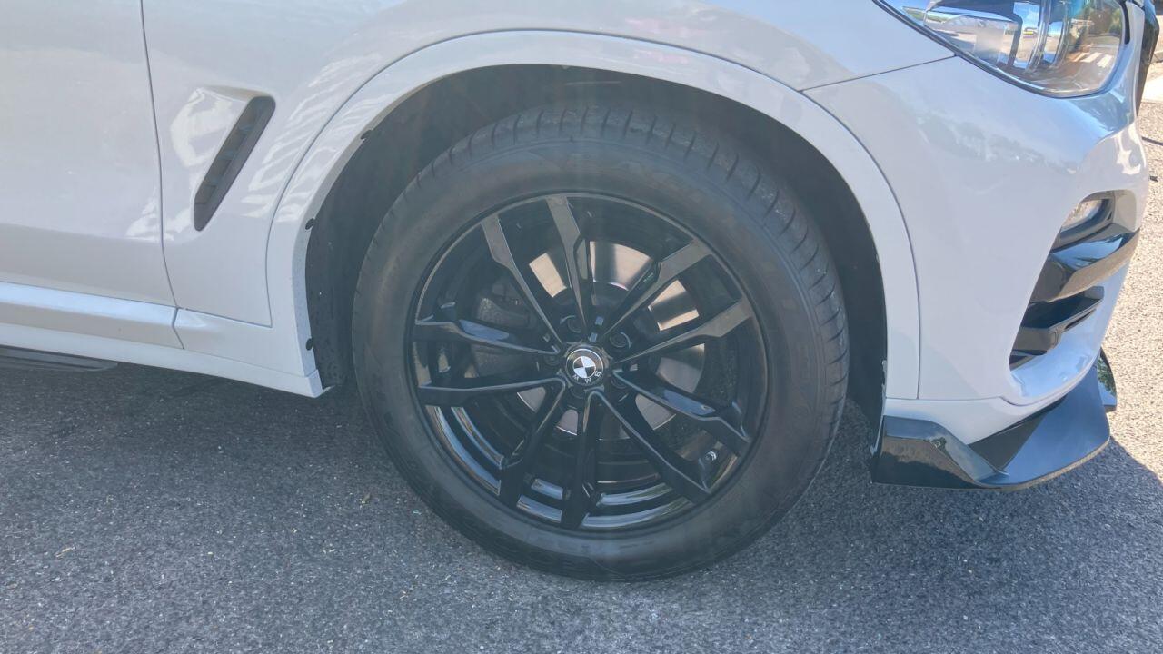 BMW X3 view 14