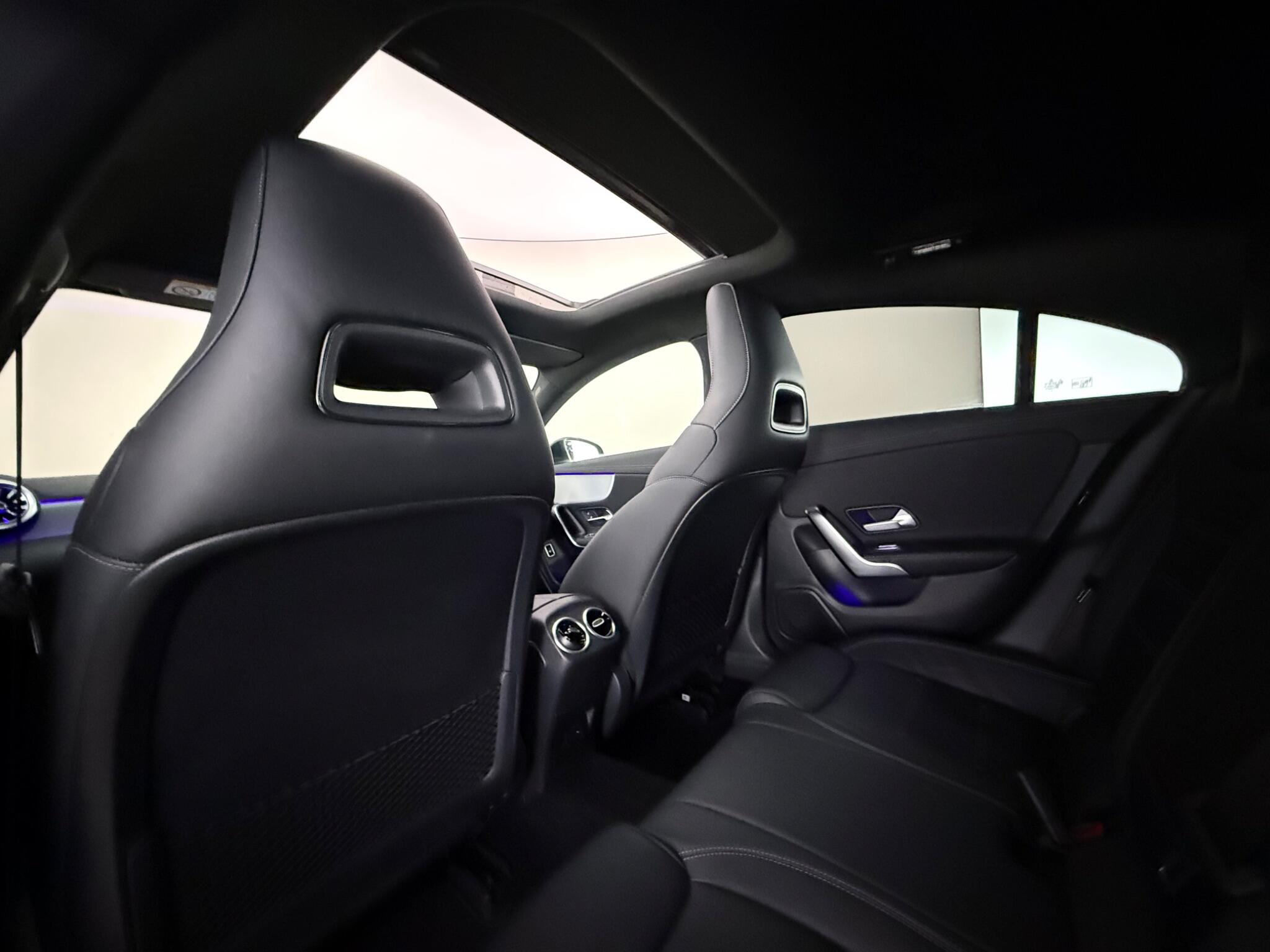 Mercedes-Benz Cla view 34