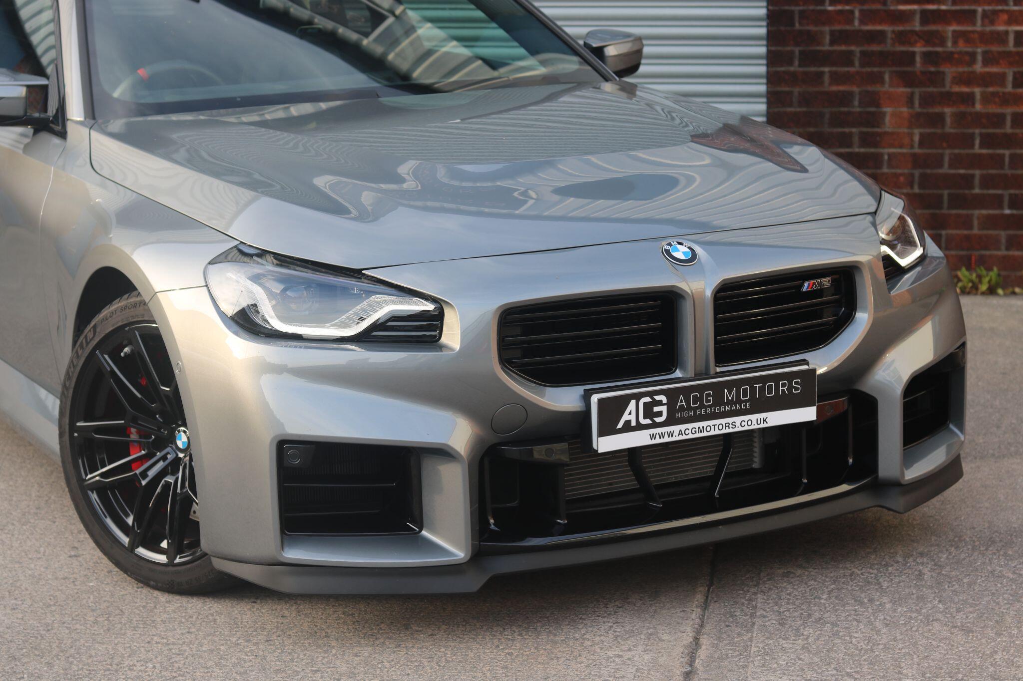 BMW M2 view 7