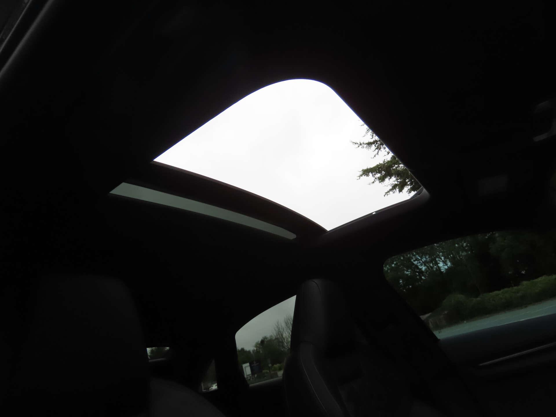 Audi RS3 view 11