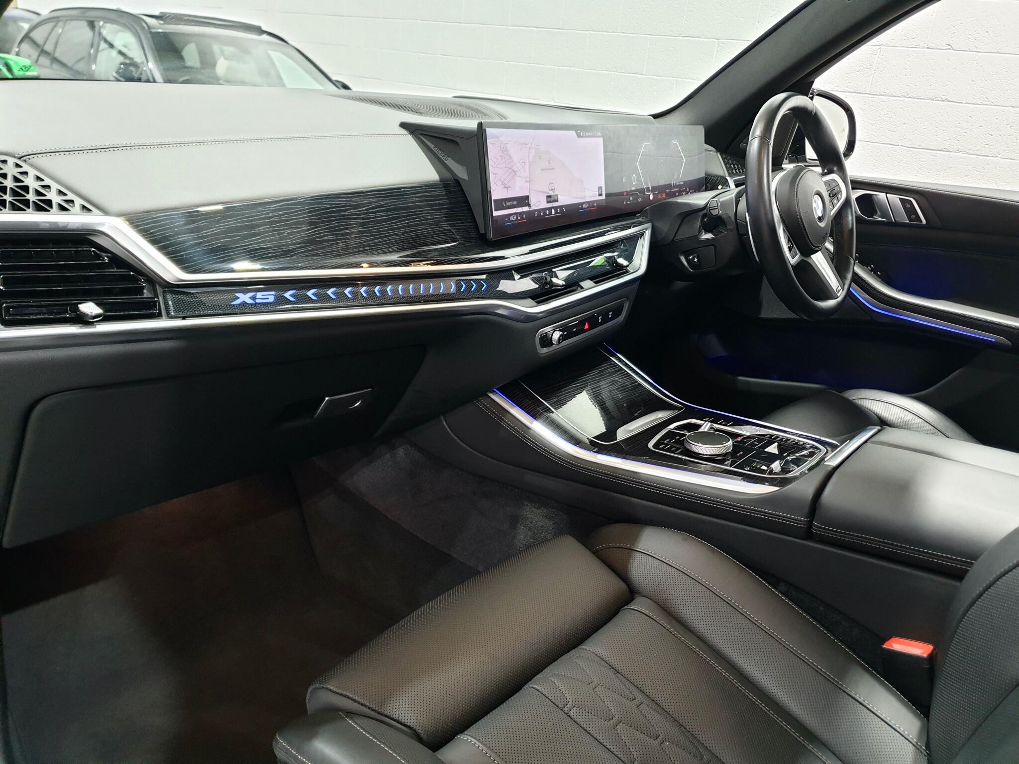 BMW X5 view 58