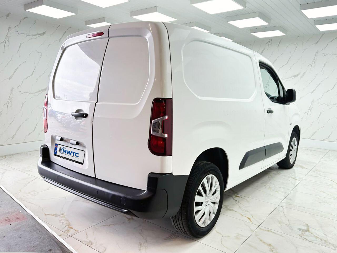 Peugeot Partner view 11