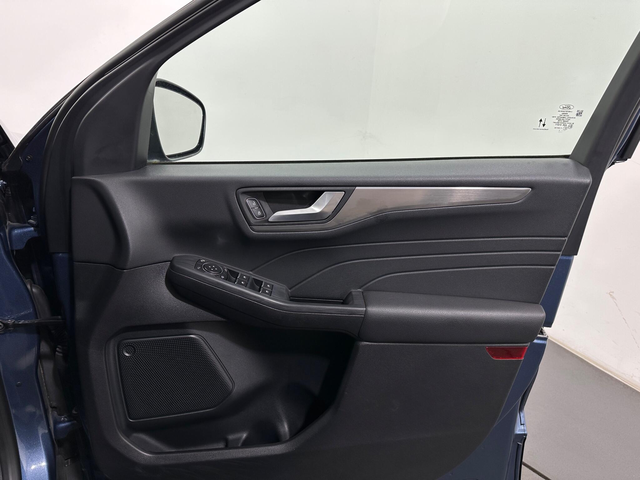 Ford Kuga view 33
