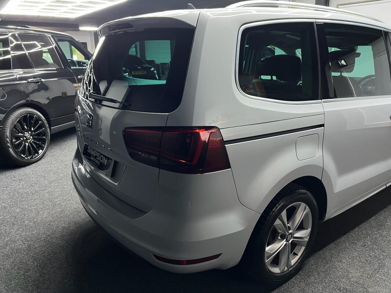 SEAT Alhambra view 11