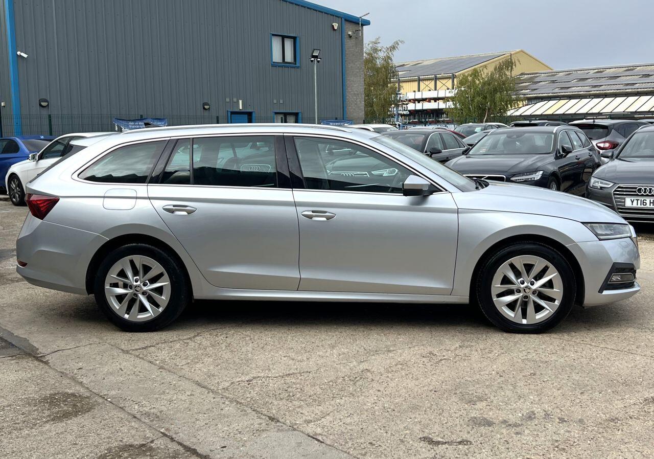 Skoda Octavia view 7
