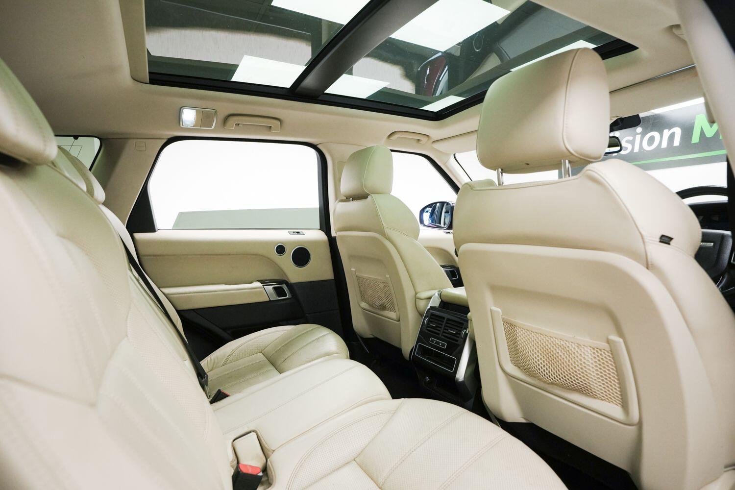 Land Rover Range Rover Sport view 16
