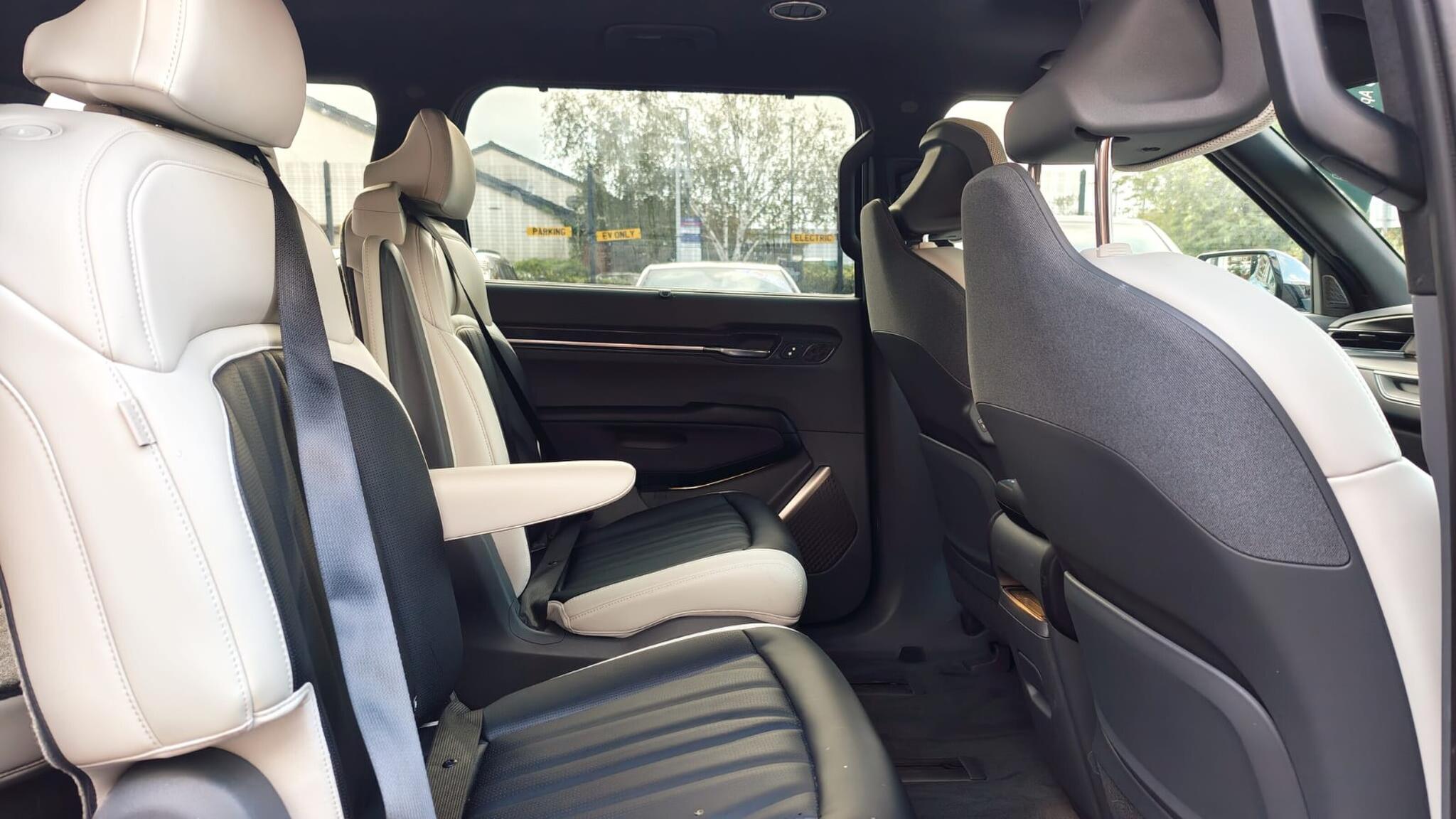 Kia Ev9 view 25