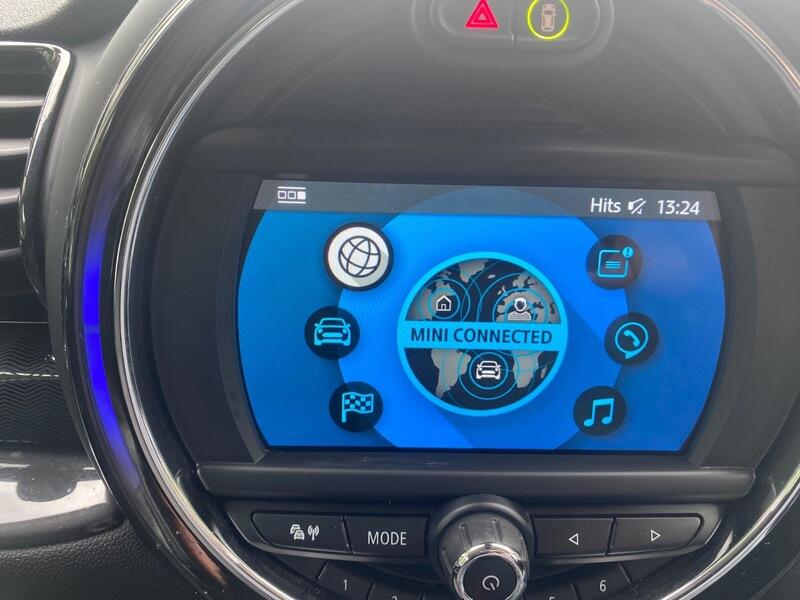 Mini Clubman view 14