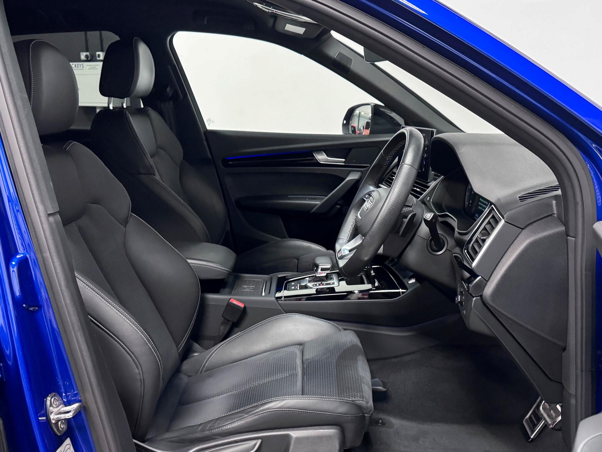 Audi Q5 view 27