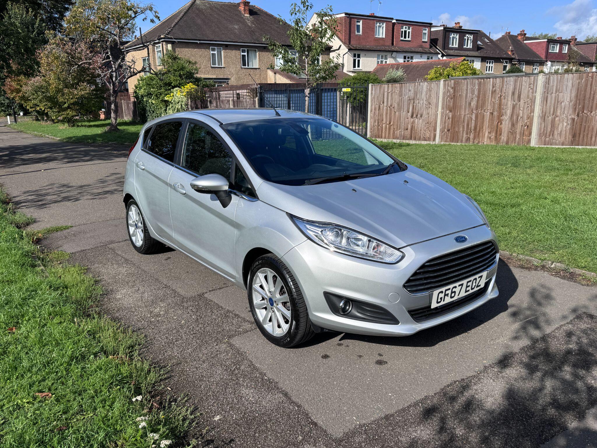 2017 Ford Fiesta image 7