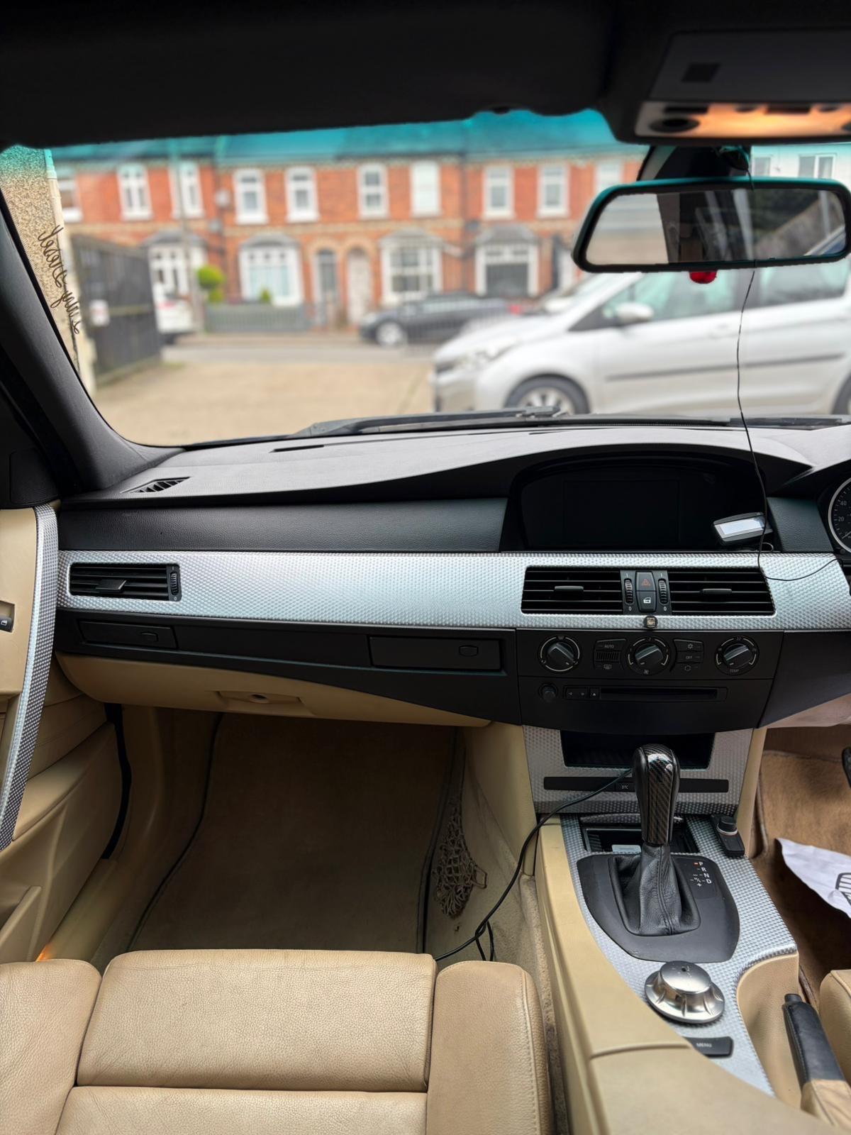 2004 BMW 5 Series 3.0 530d Sport Auto Euro 4 4dr image 11