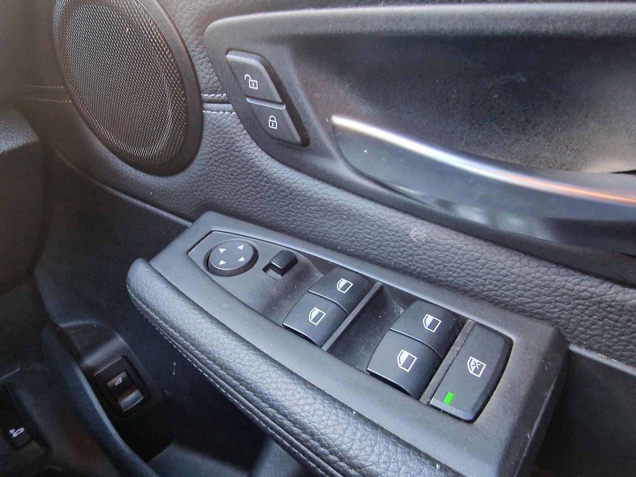 BMW 2 Series view 28