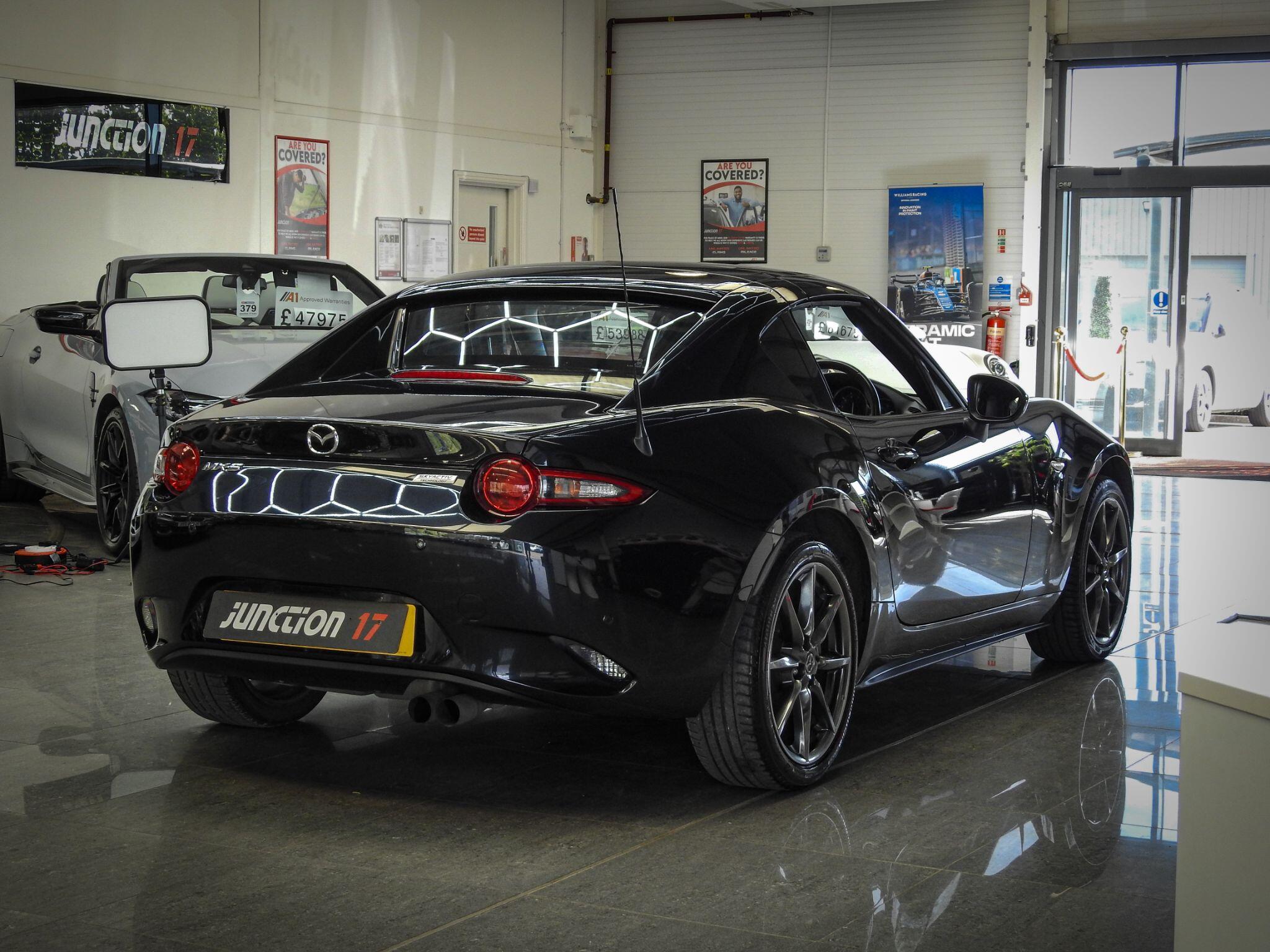 Mazda MX-5 view 13