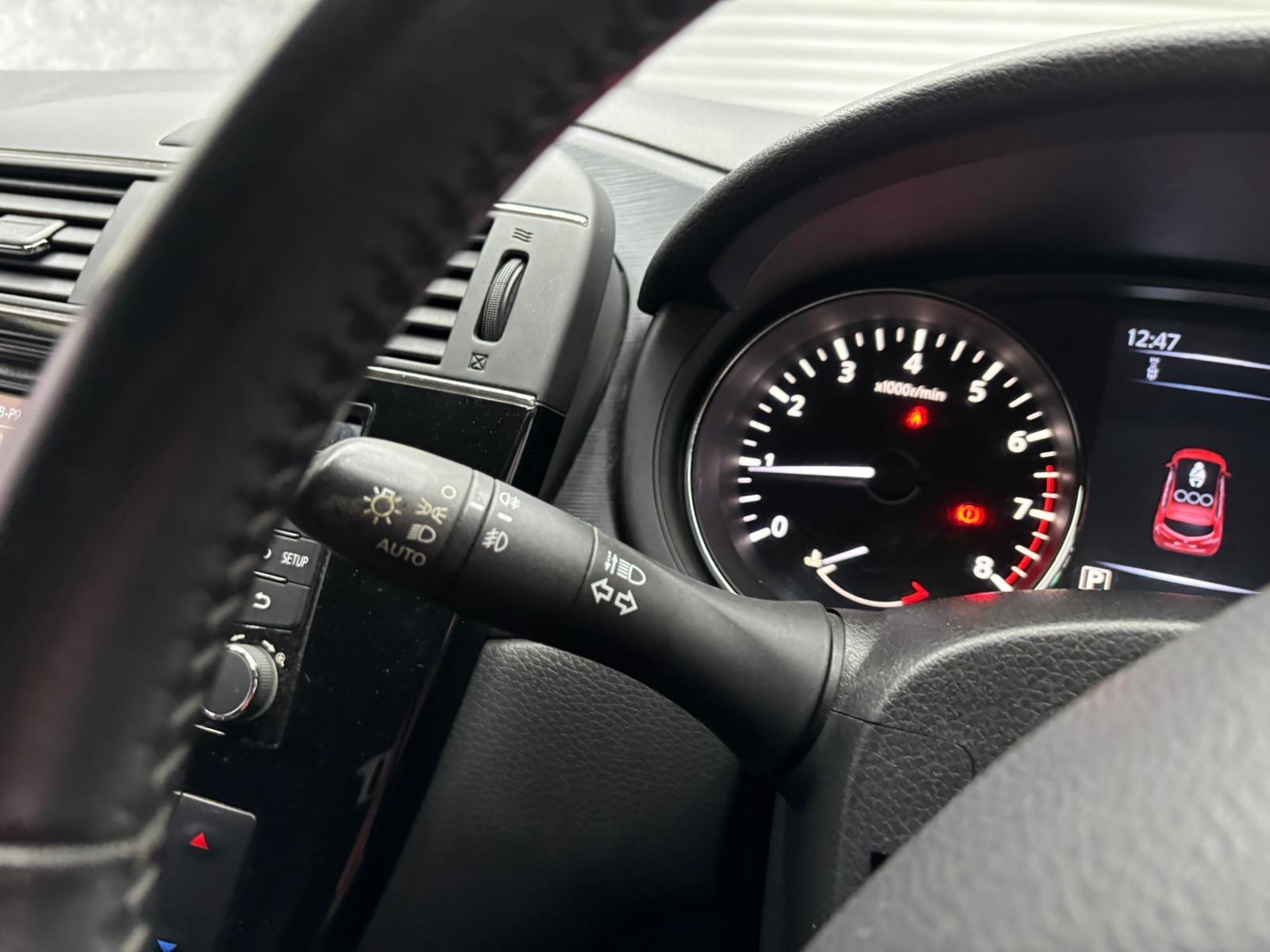 Nissan Pulsar view 23