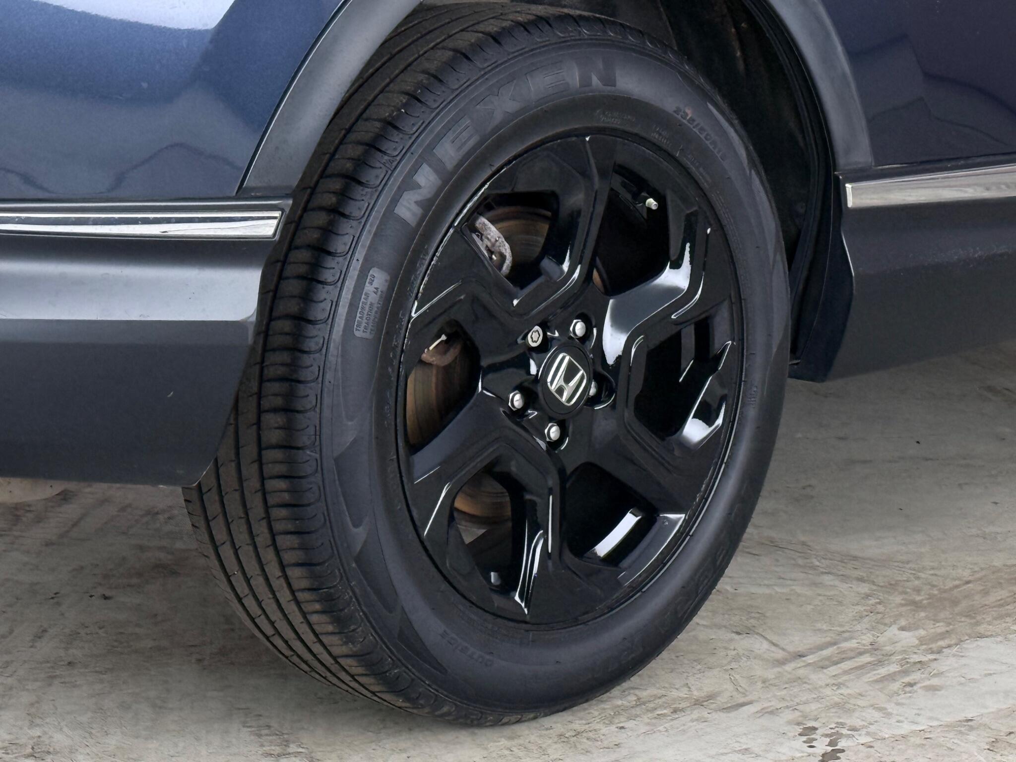 Honda CR-V view 12