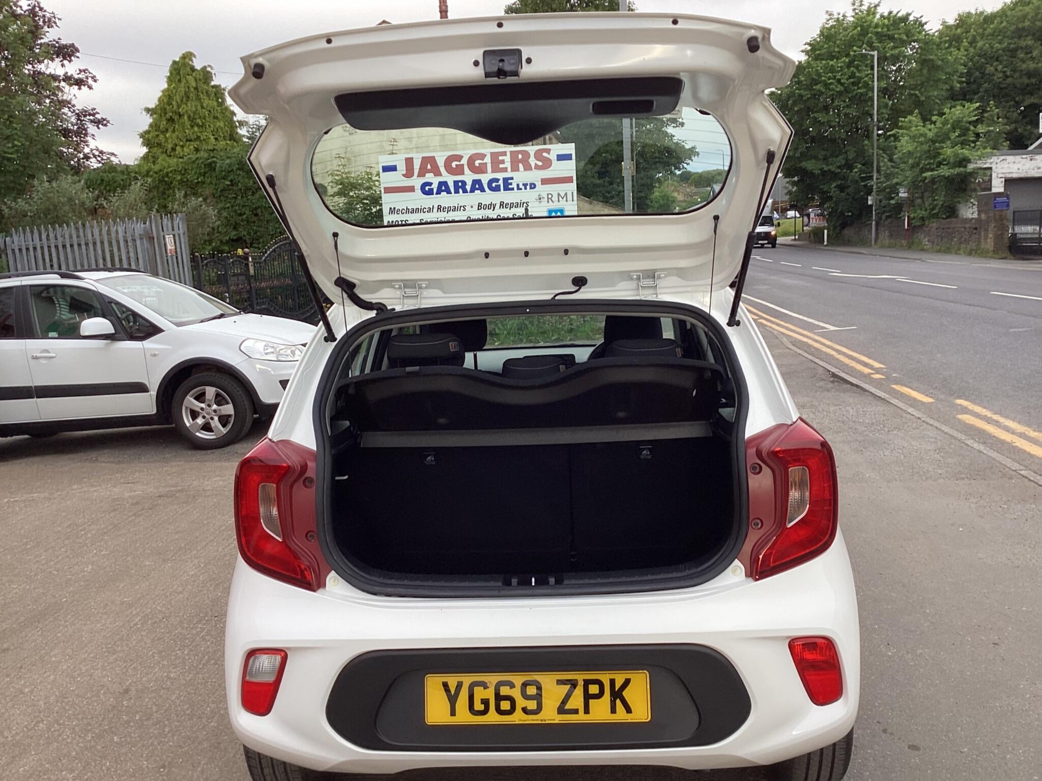 Kia Picanto view 10