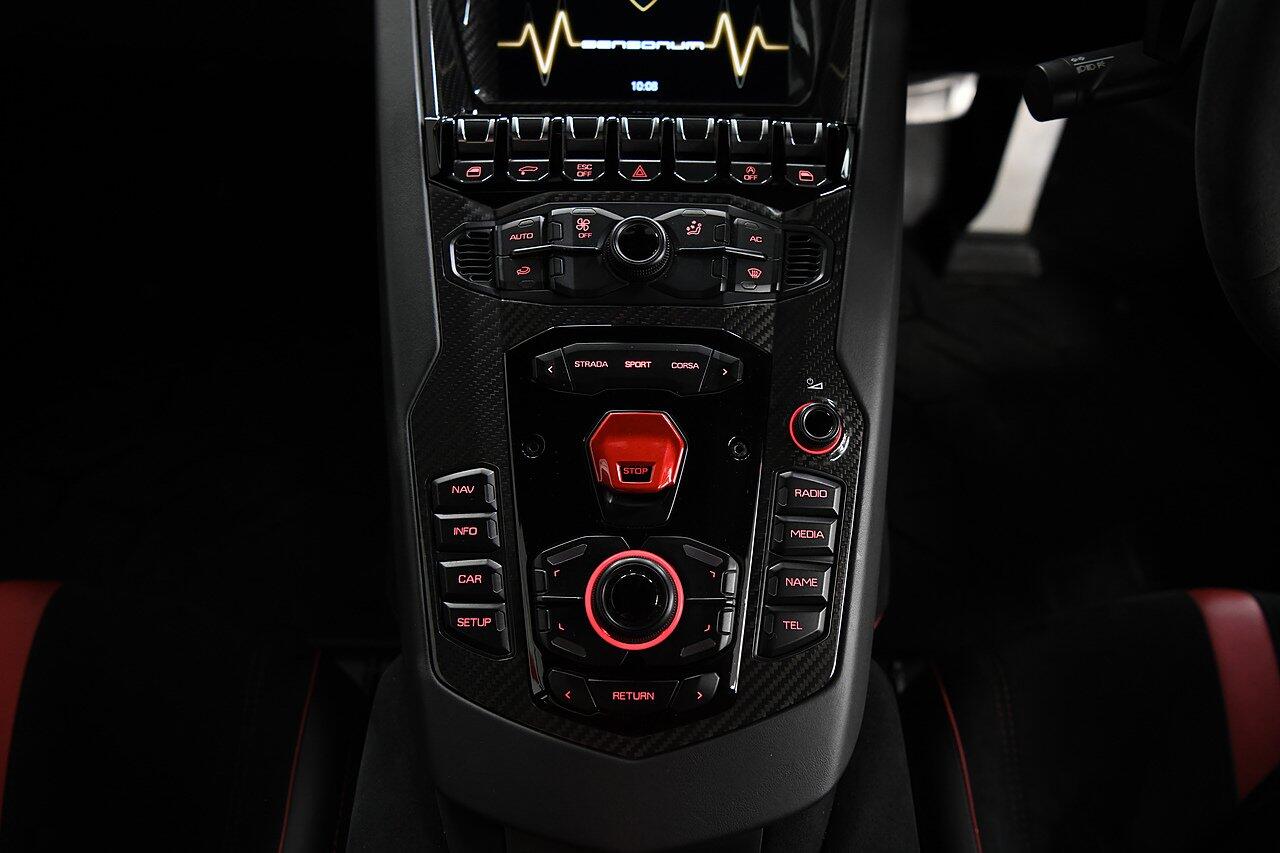 Lamborghini Aventador view 18