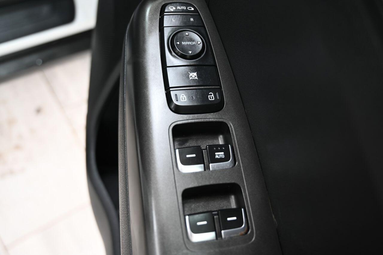 Kia Sportage view 32