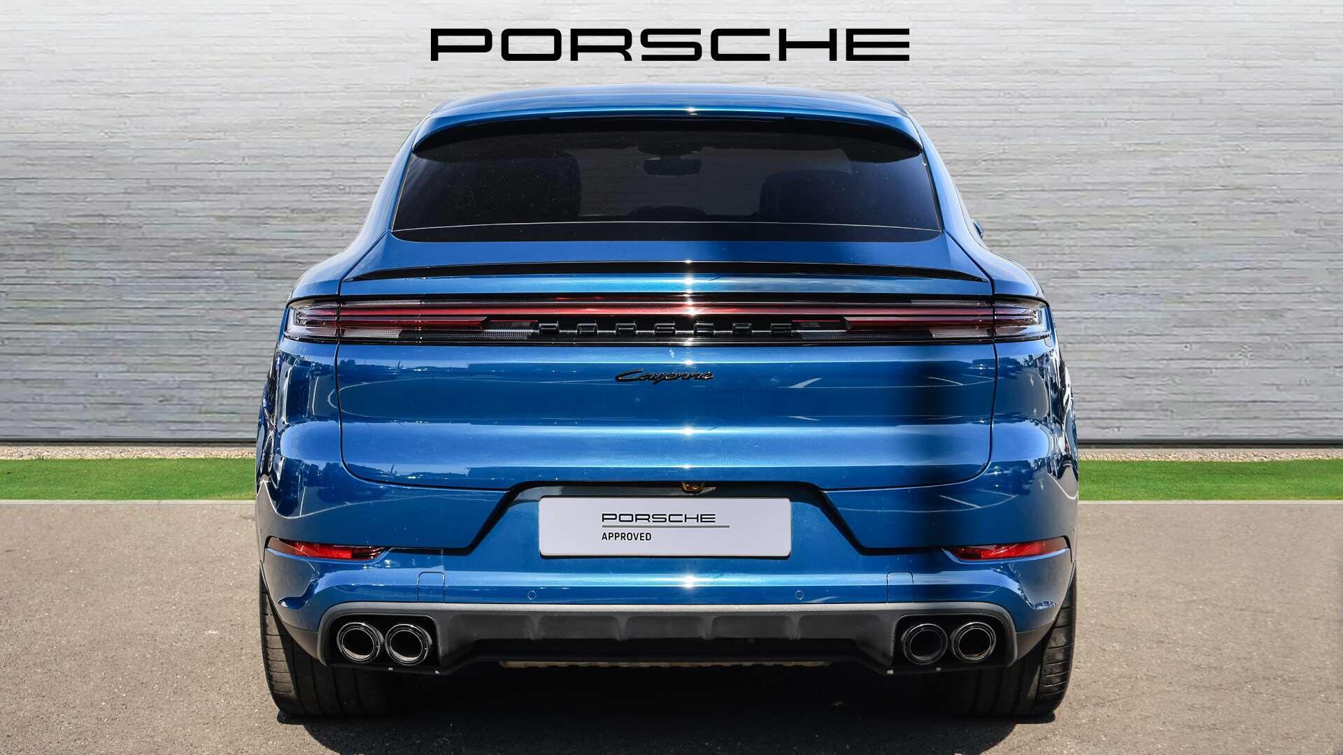Porsche Cayenne view 10