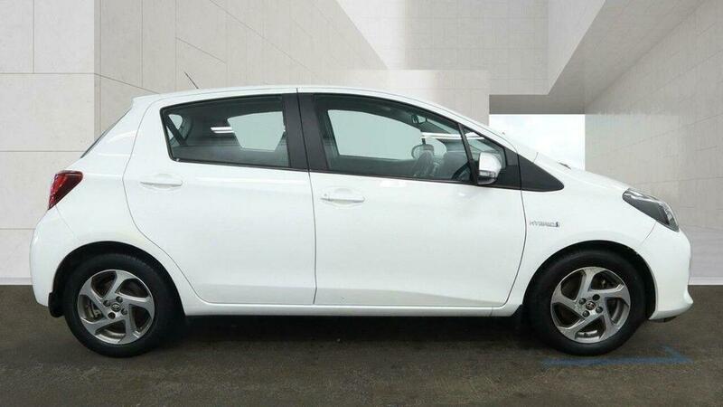 Toyota Yaris view 5
