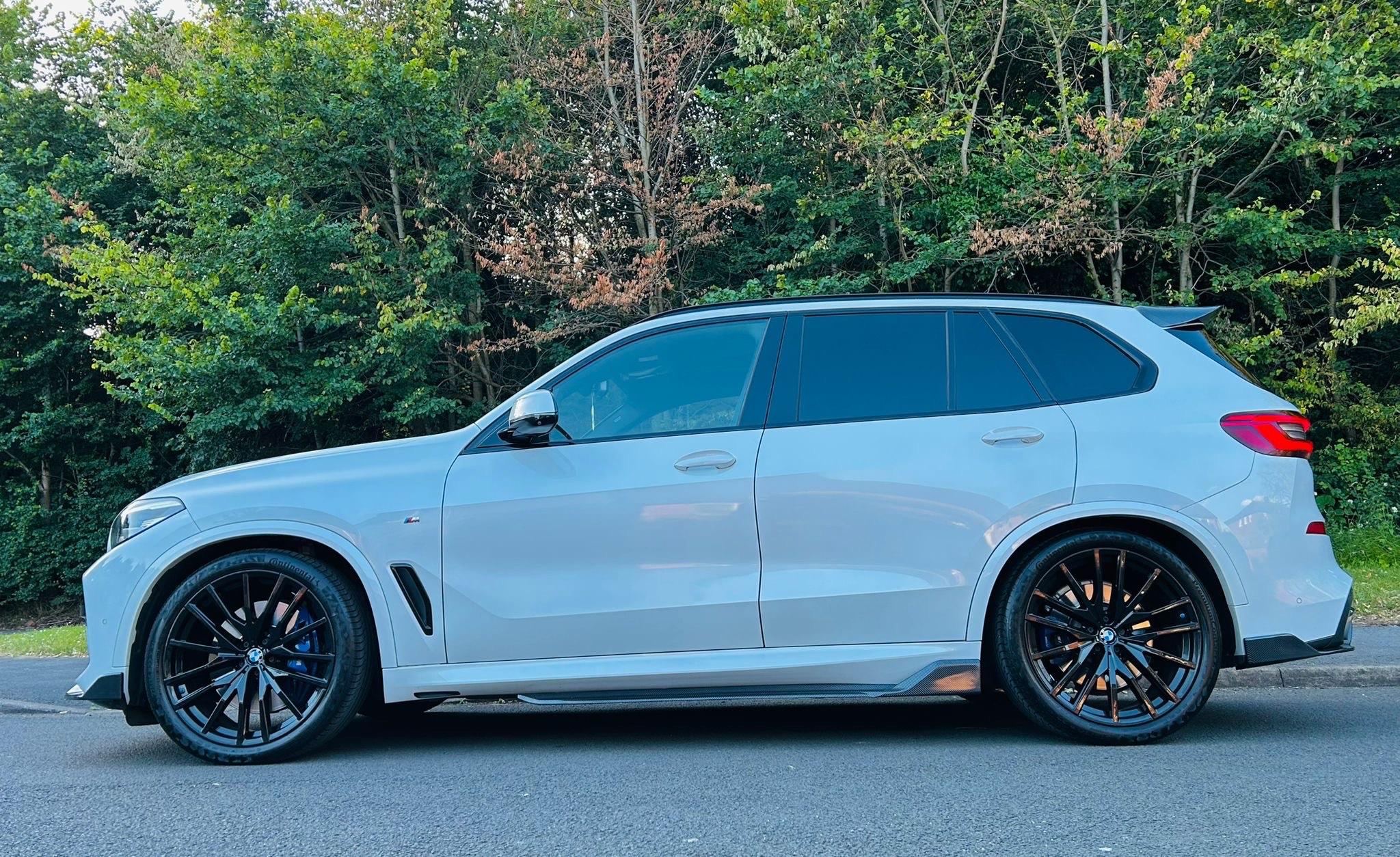 BMW X5 view 2