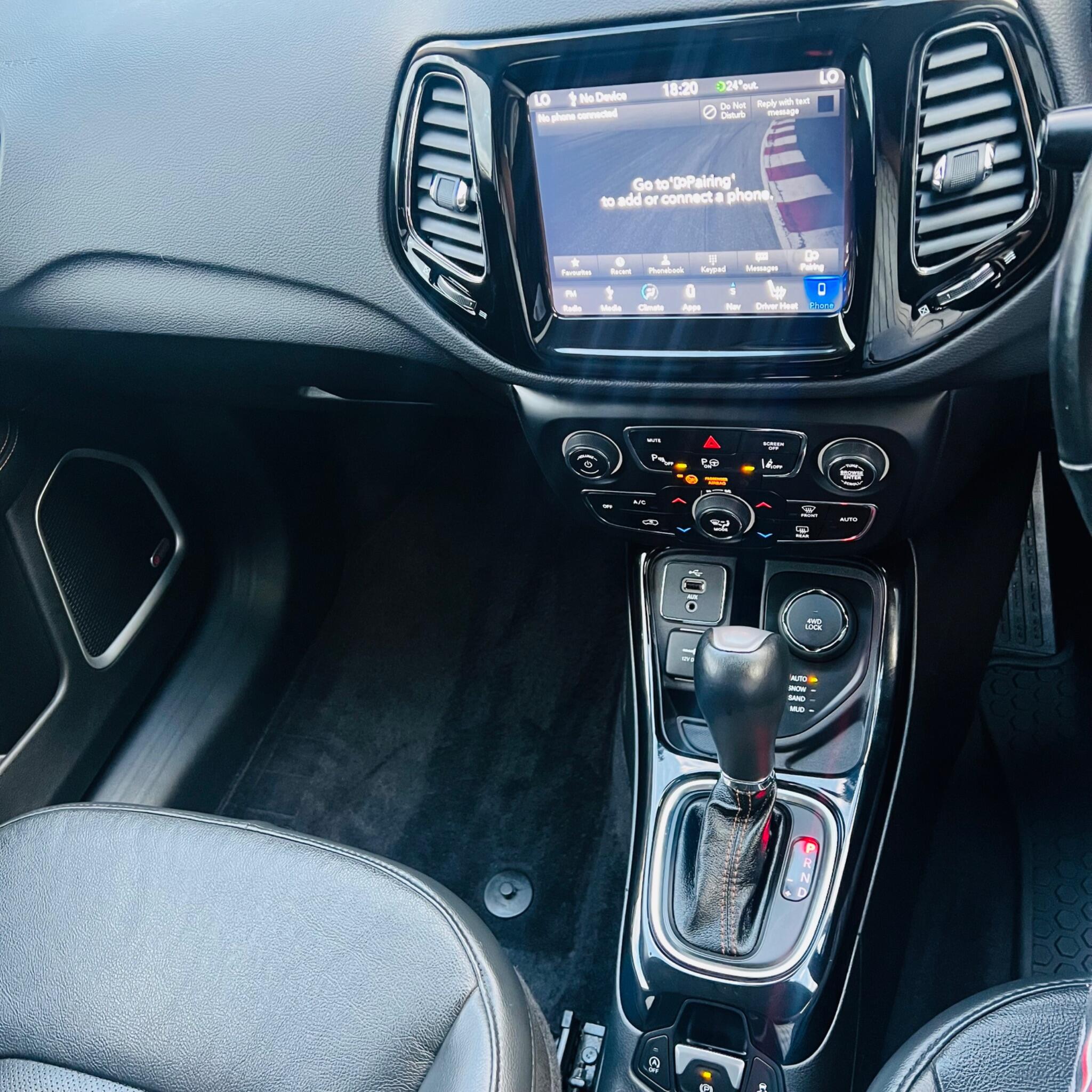 Jeep Compass view 42