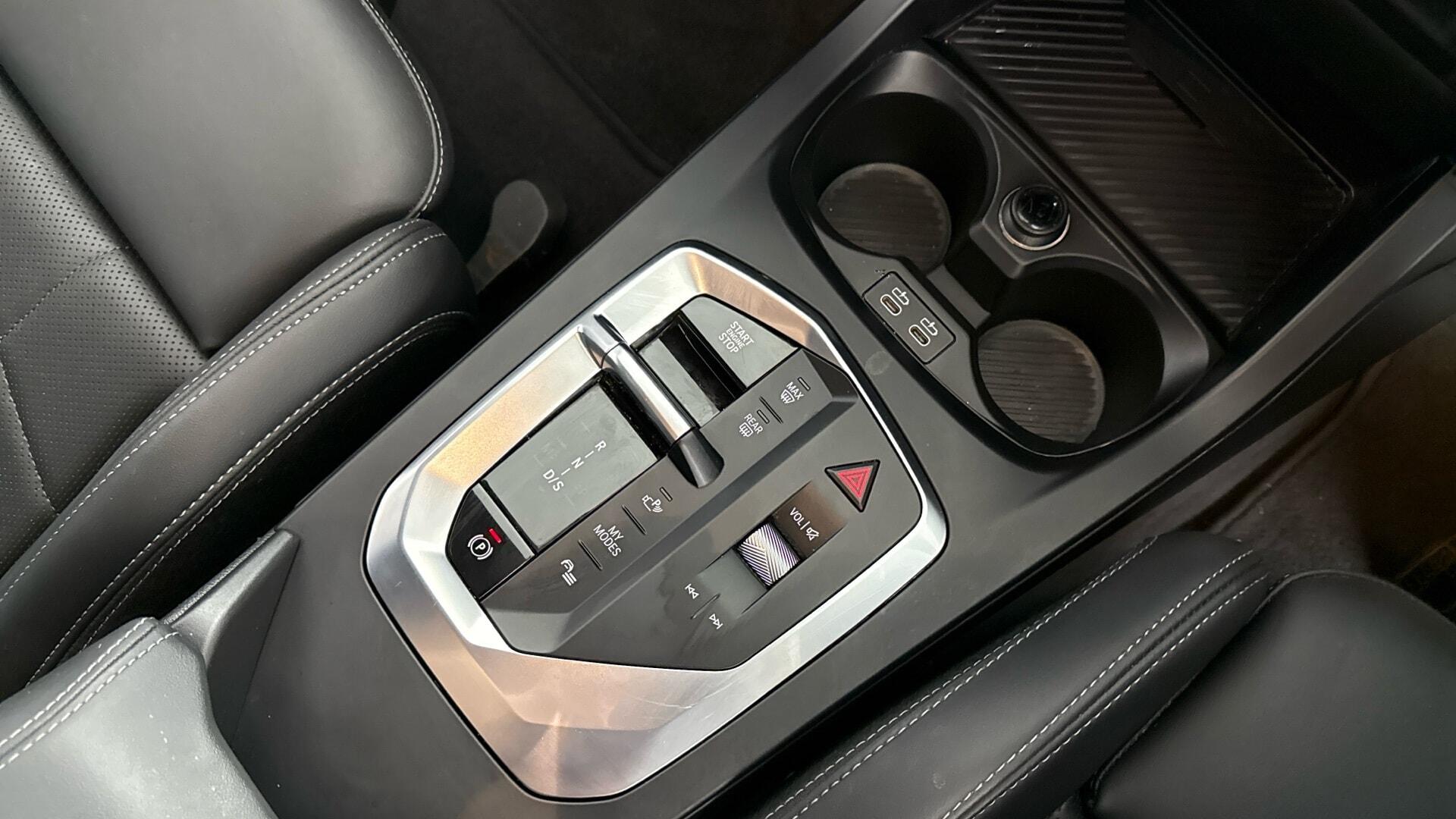BMW 1 Series view 10