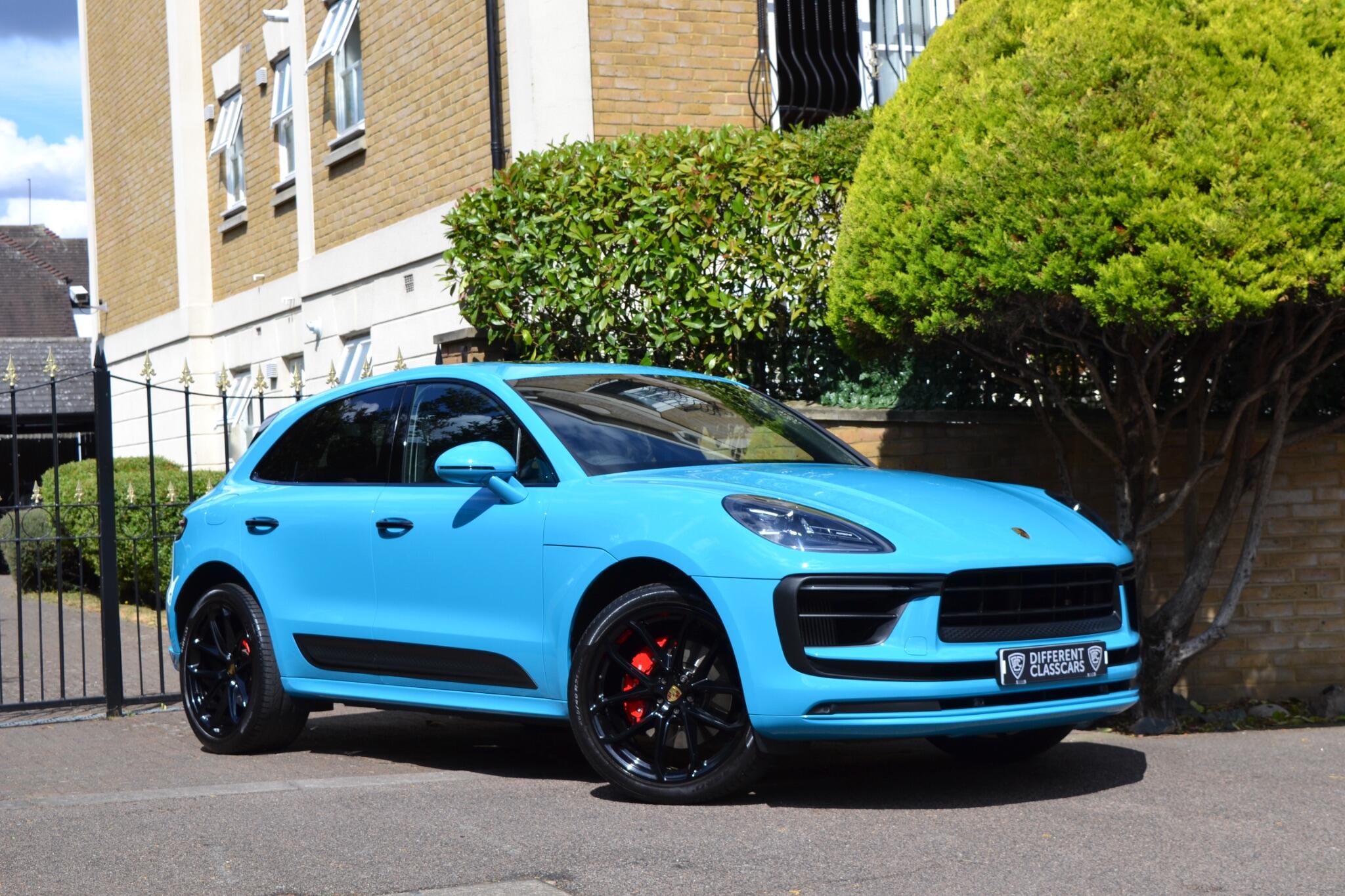 Porsche Macan view 9