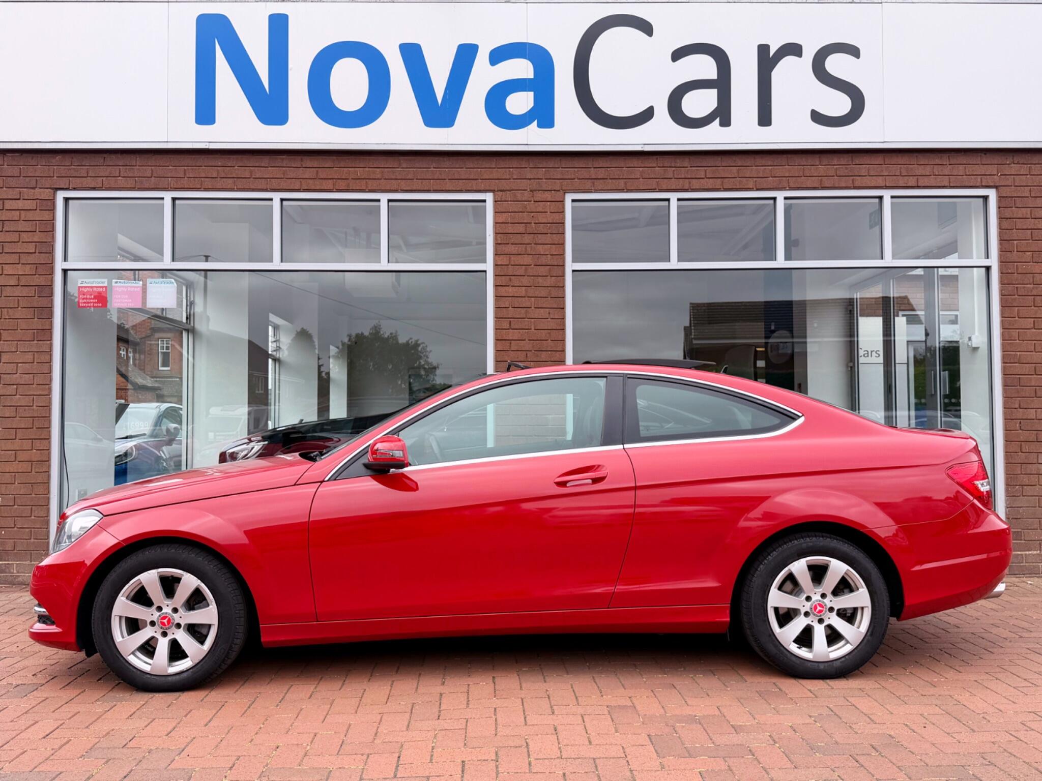 Mercedes-Benz C-Class view 3