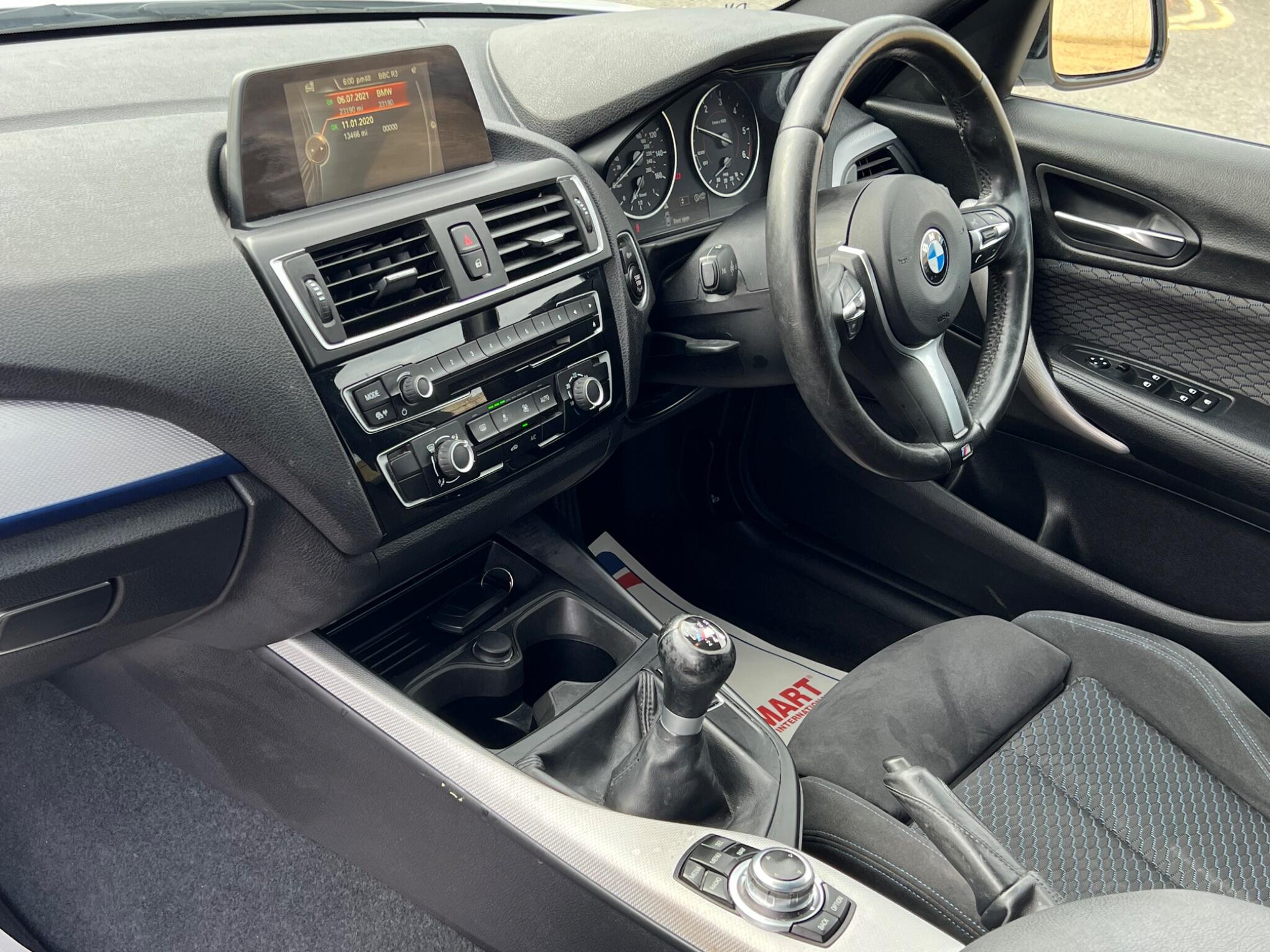 BMW 1 Series view 23