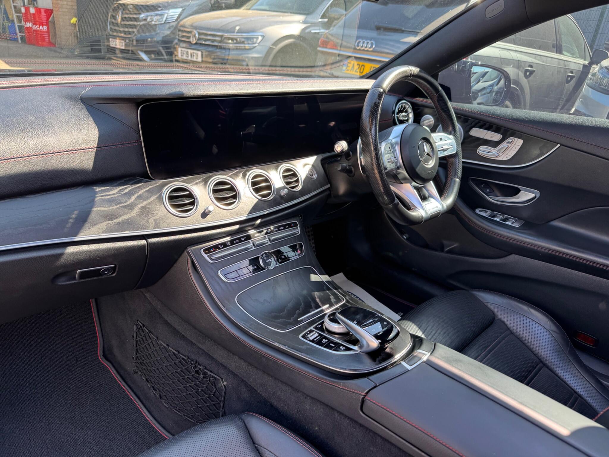 Mercedes-Benz E Class view 14