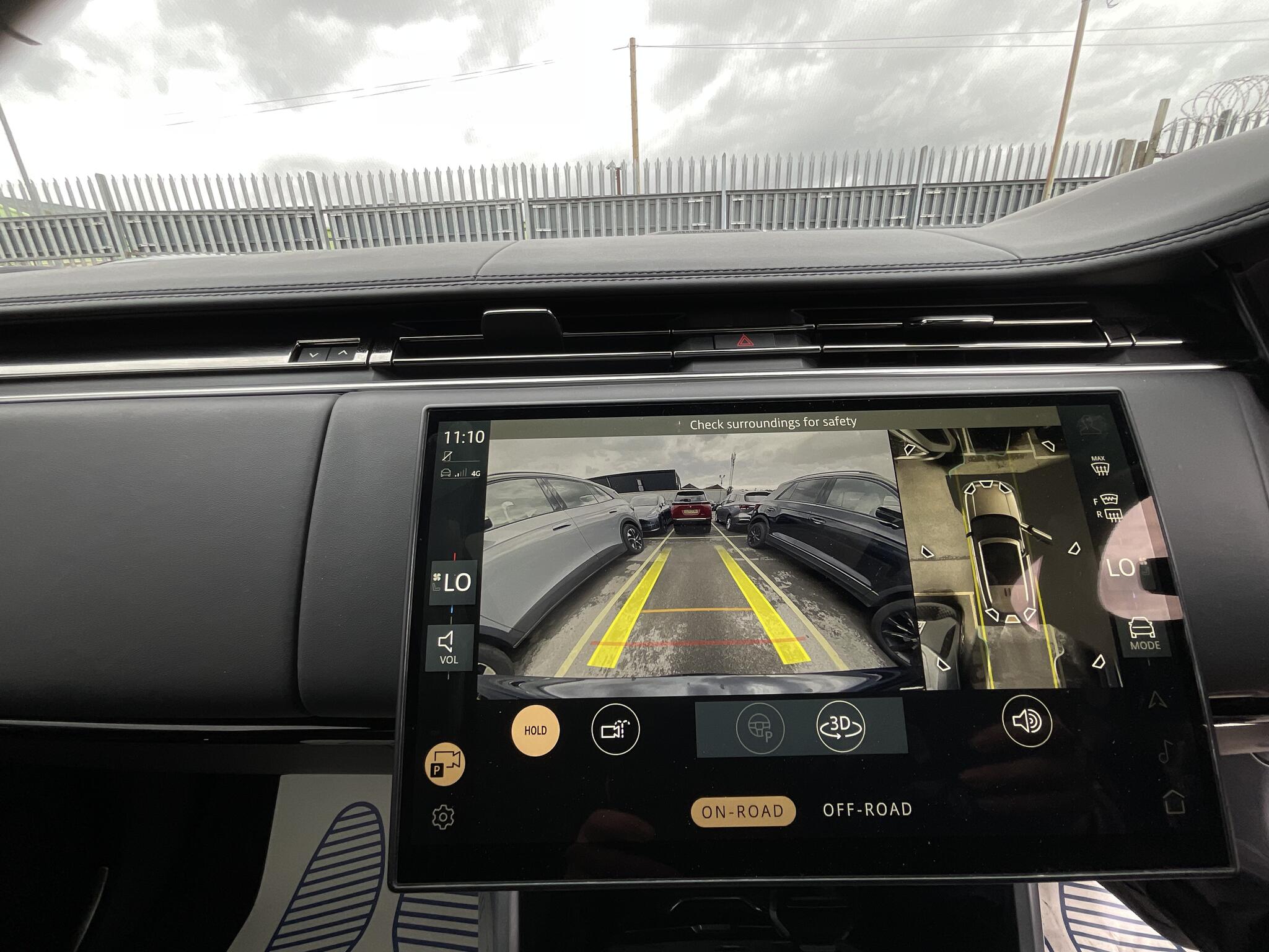 Land Rover Range Rover view 31