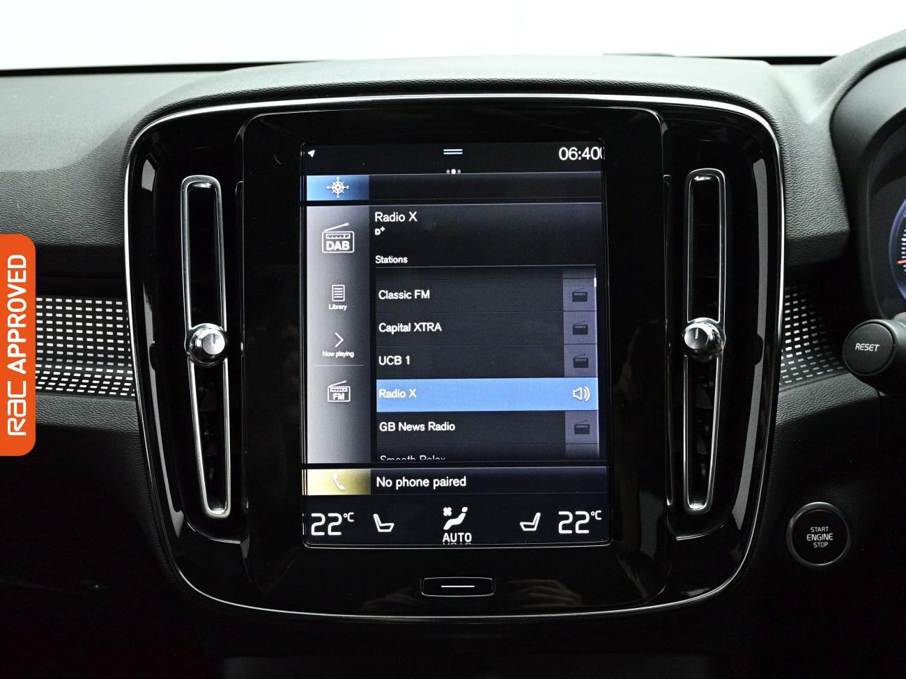 Volvo XC40 view 14