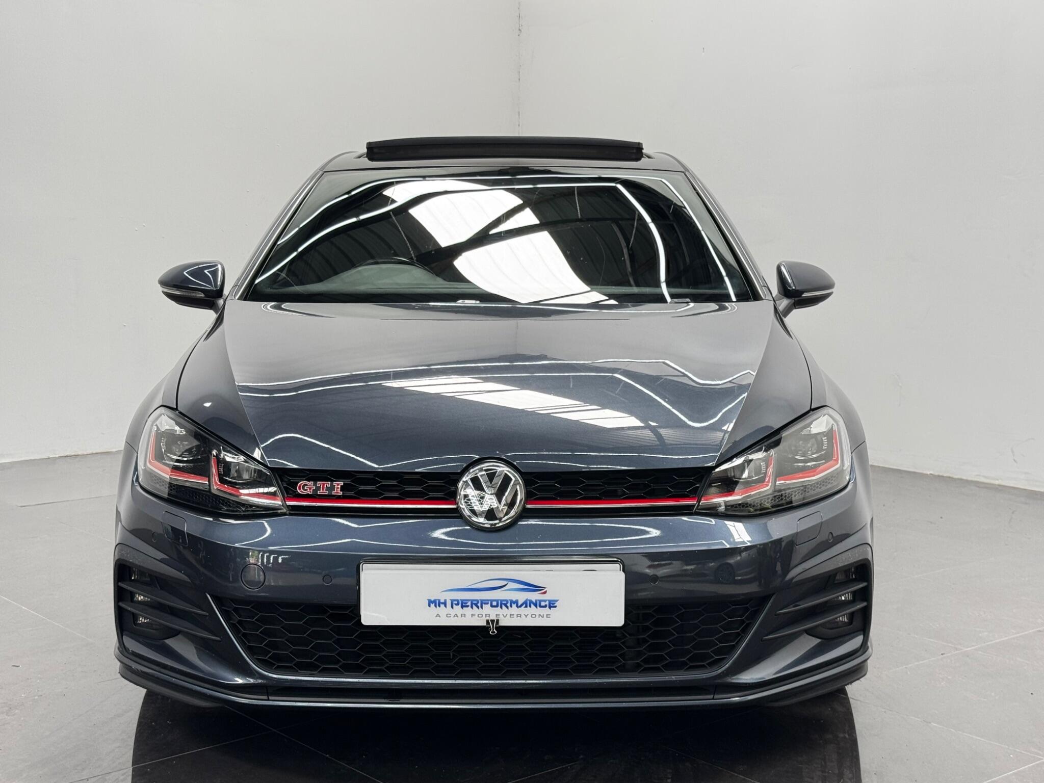 Volkswagen Golf view 52