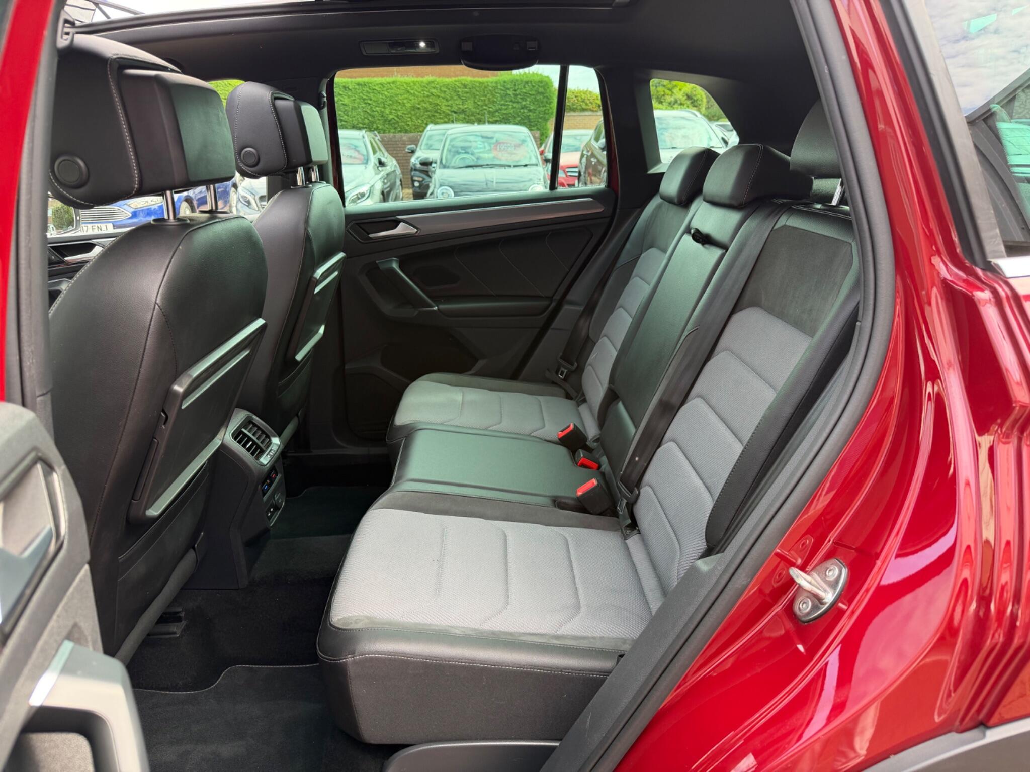 Volkswagen Tiguan view 63