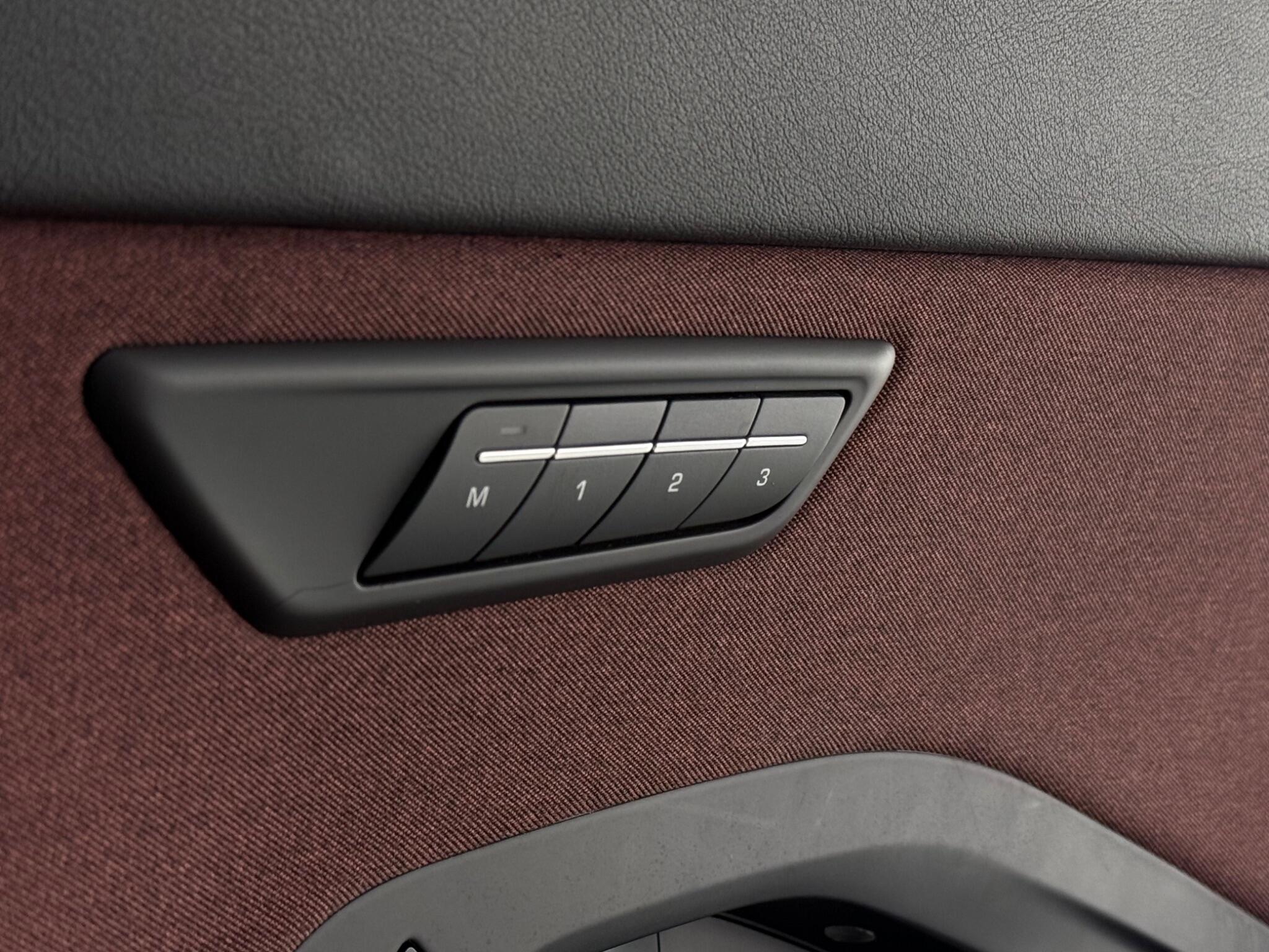 Jaguar E-Pace view 20