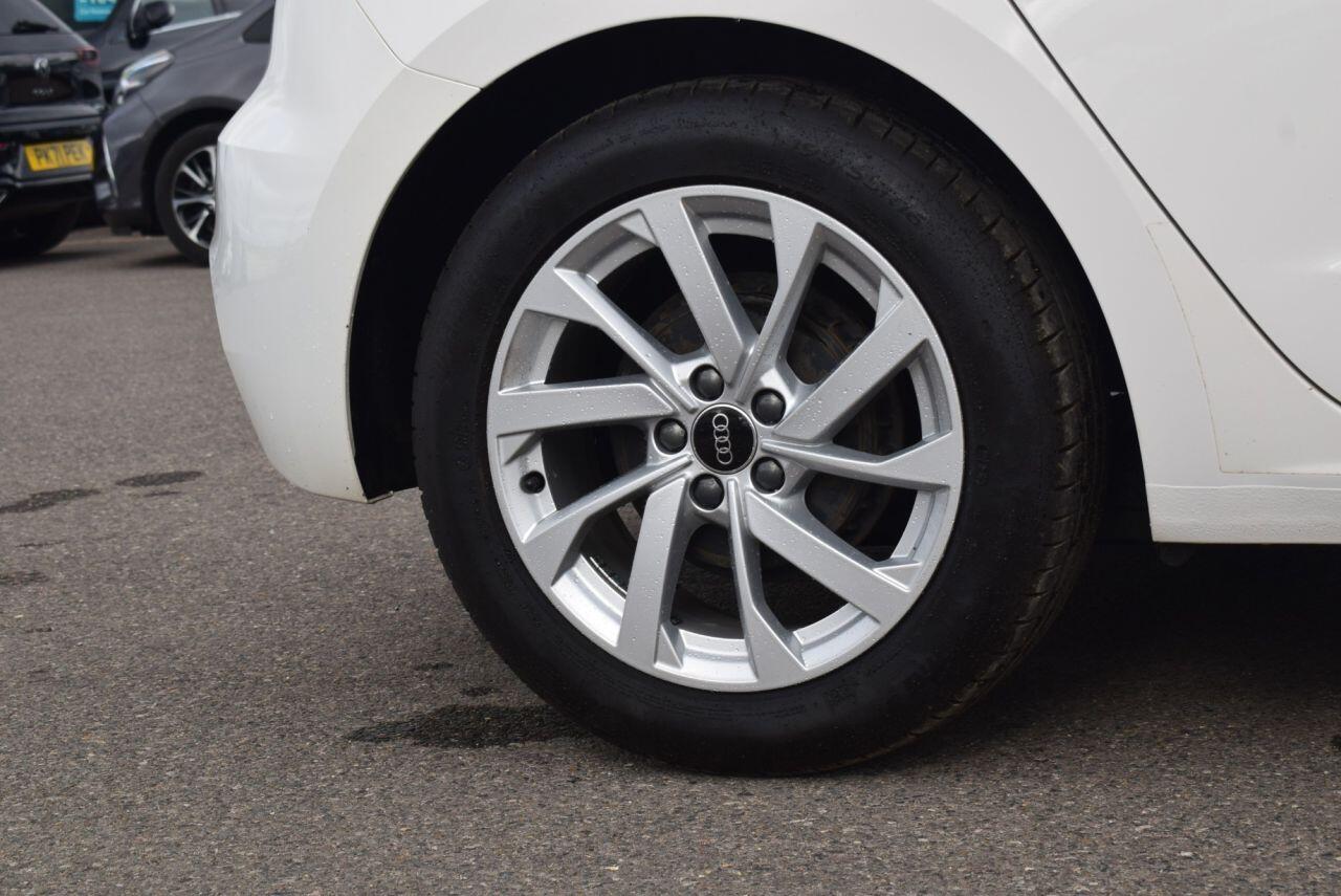 Audi A1 view 9