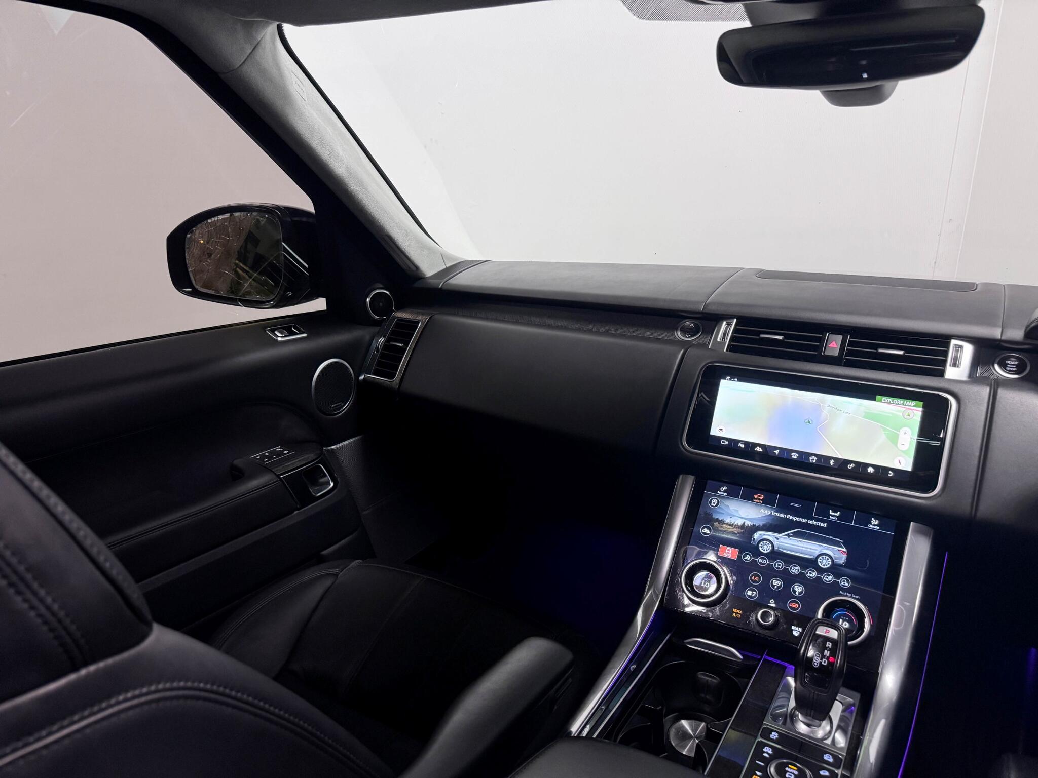 Land Rover Range Rover Sport view 32