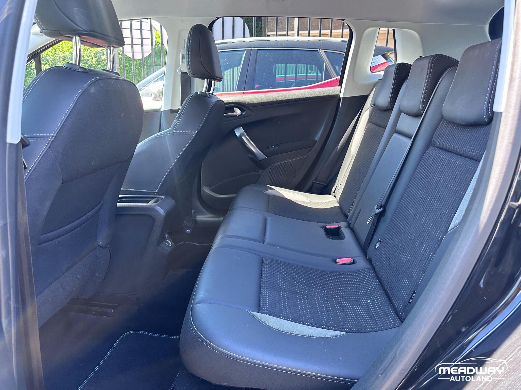 Peugeot 2008 view 33