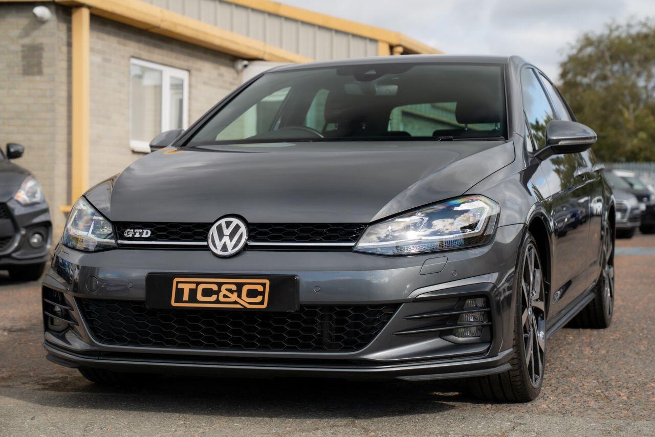 Volkswagen Golf view 7